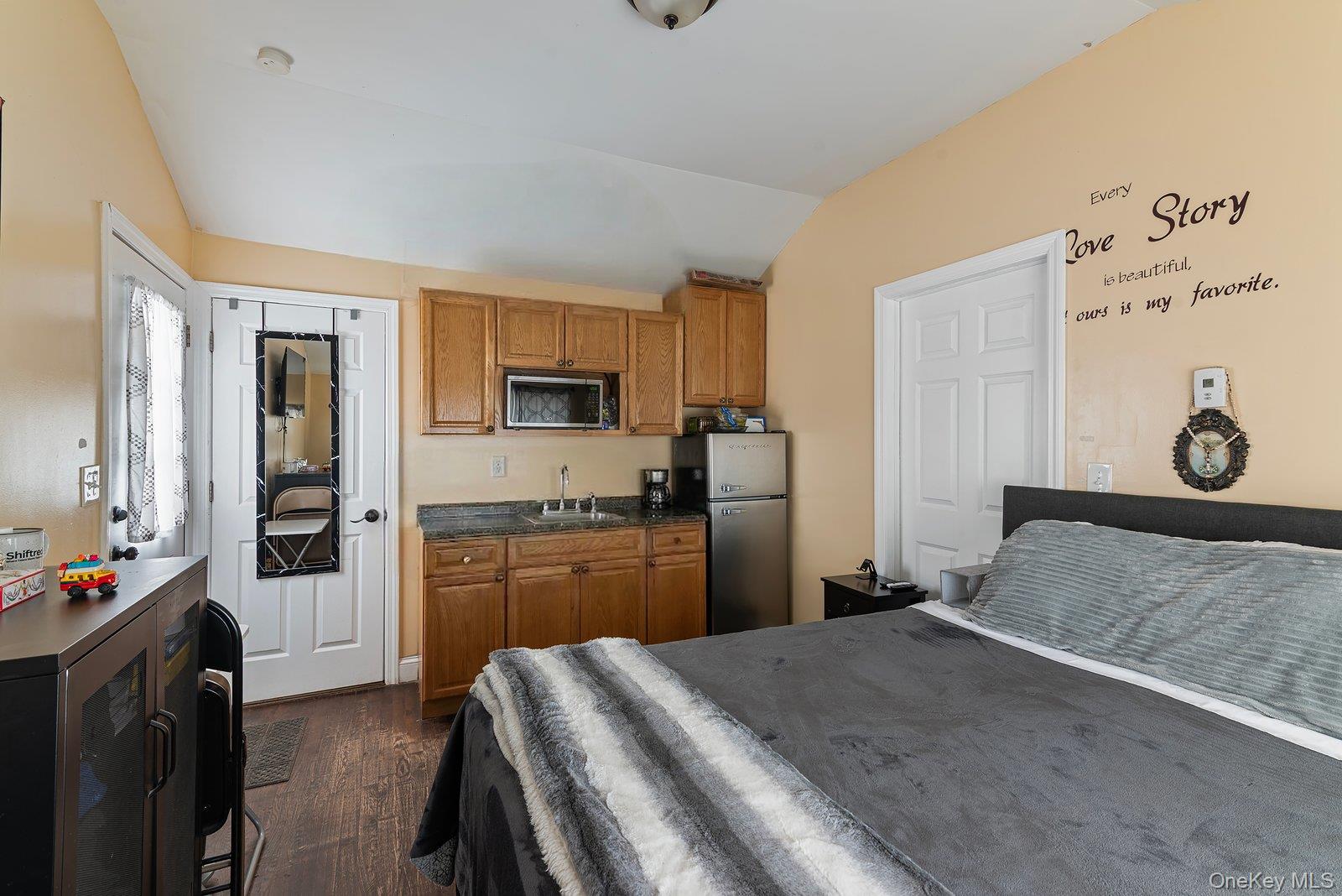 178 Timberline Drive, Brentwood, NY 11717