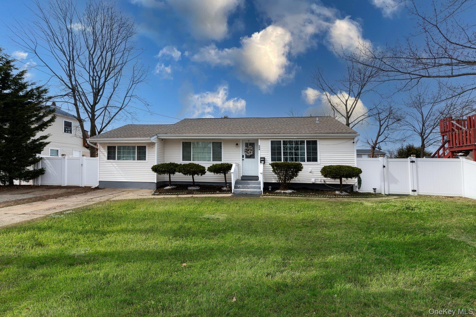 178 Timberline Drive, Brentwood, NY 11717