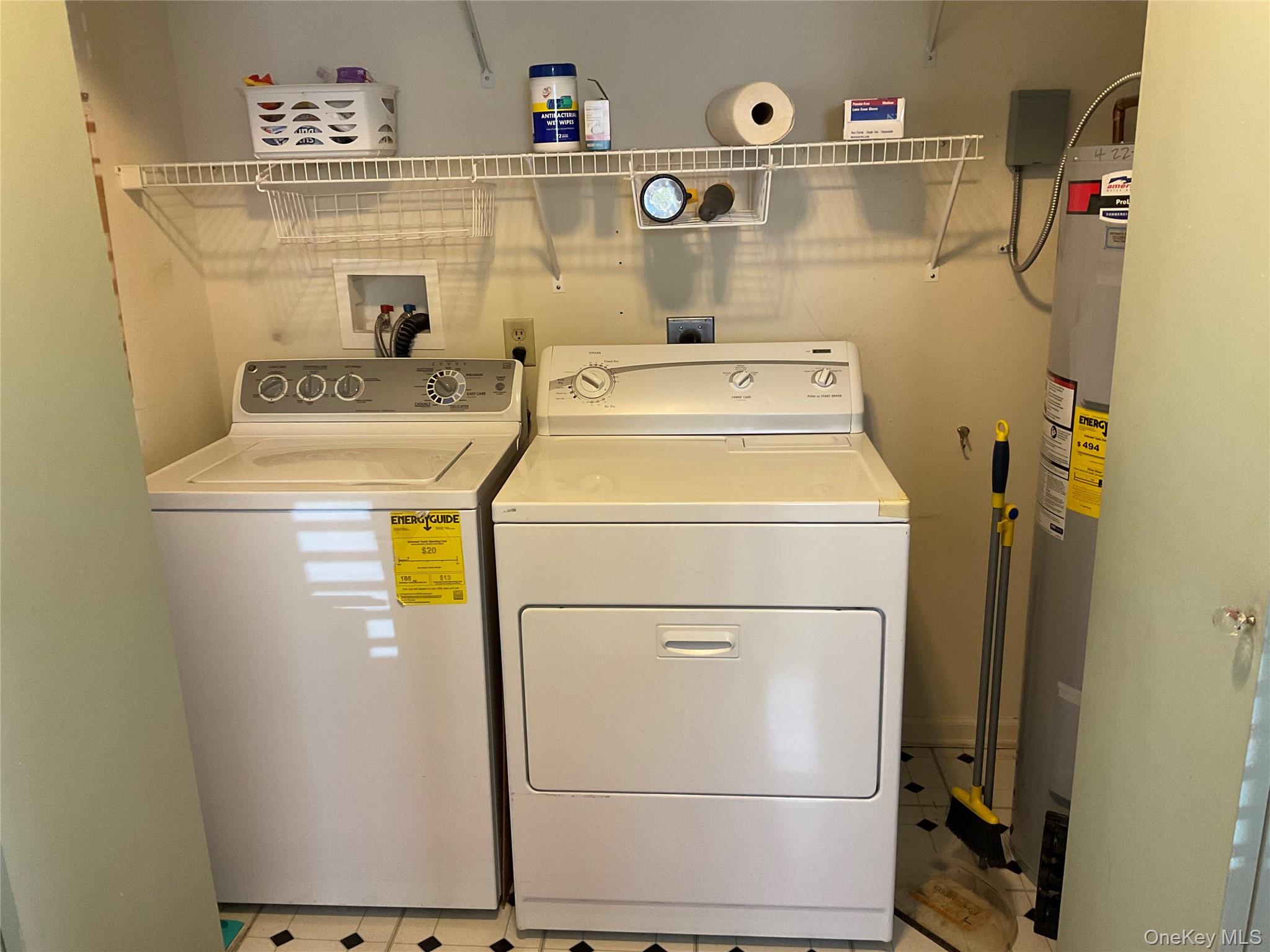 17 Tall Tree Lane, Poughkeepsie, NY 12601