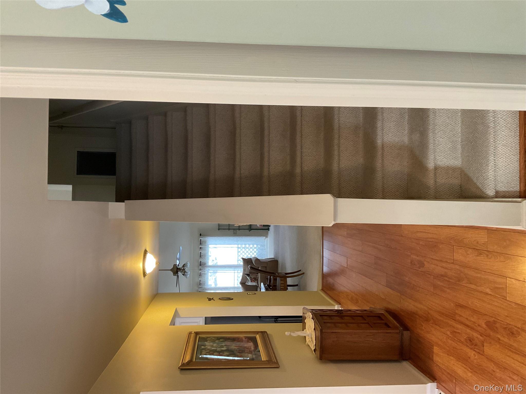 17 Tall Tree Lane, Poughkeepsie, NY 12601