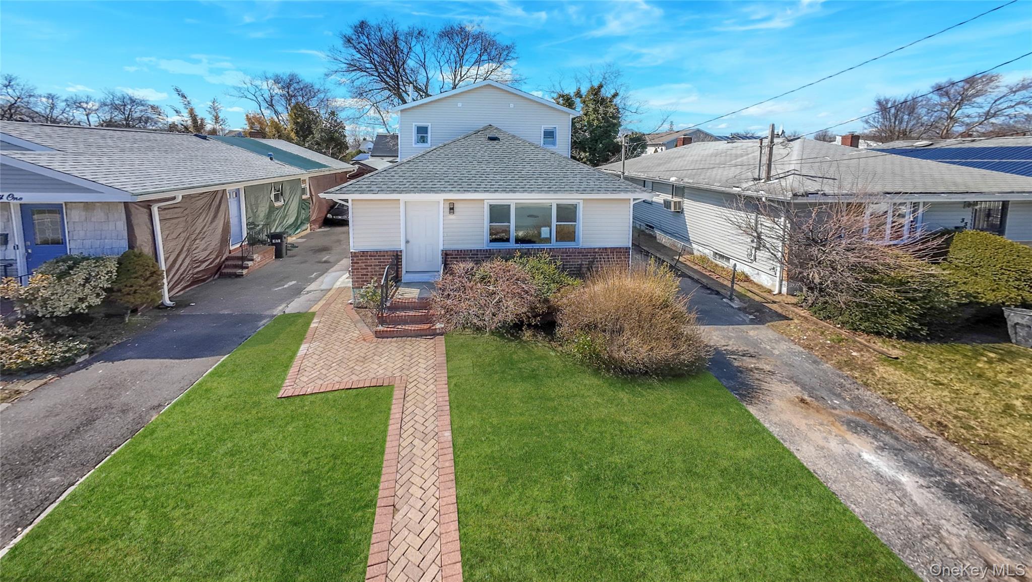 37 Lancaster Place, Hempstead, NY 11550