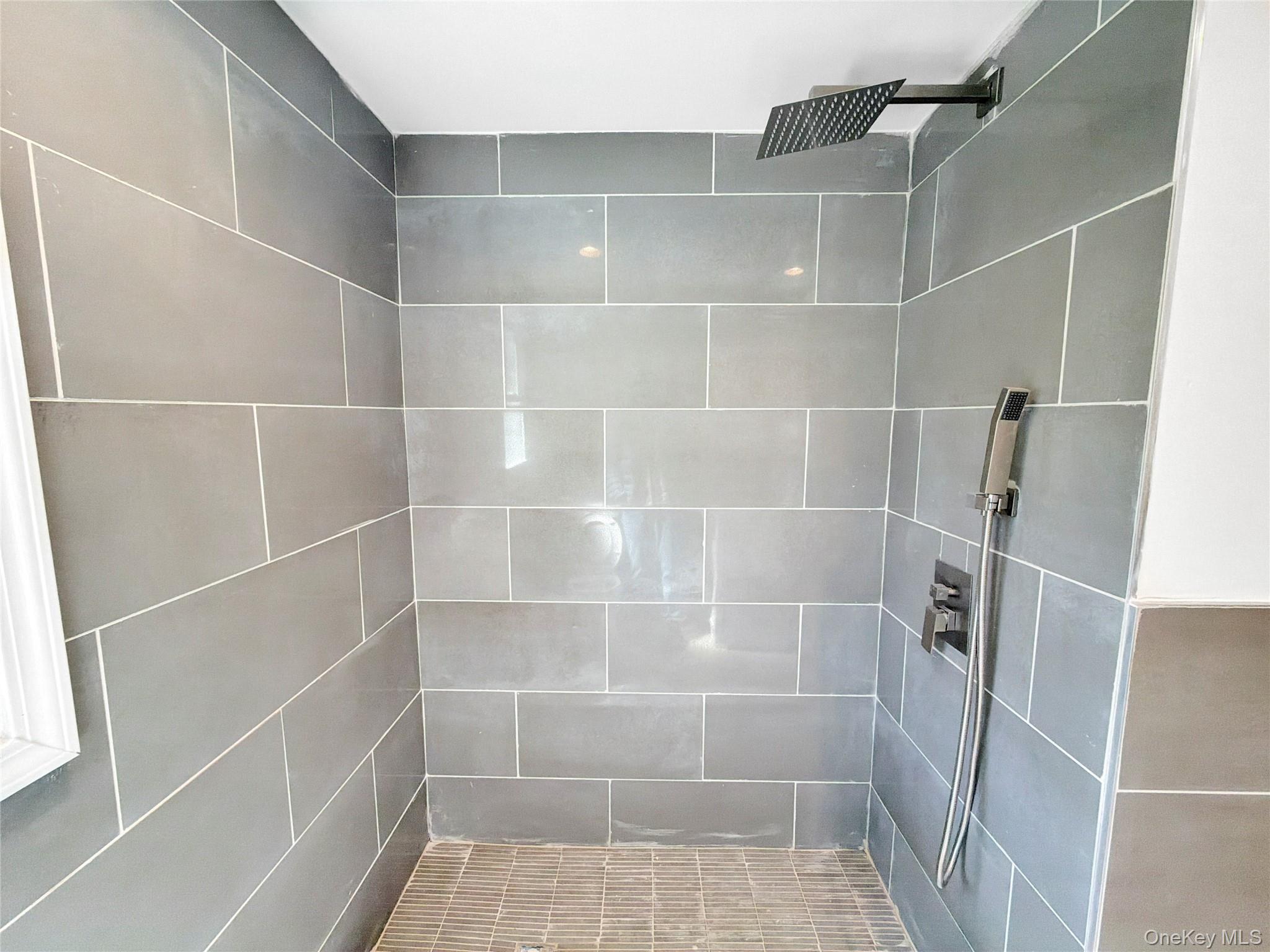 37 Lancaster Place, Hempstead, NY 11550