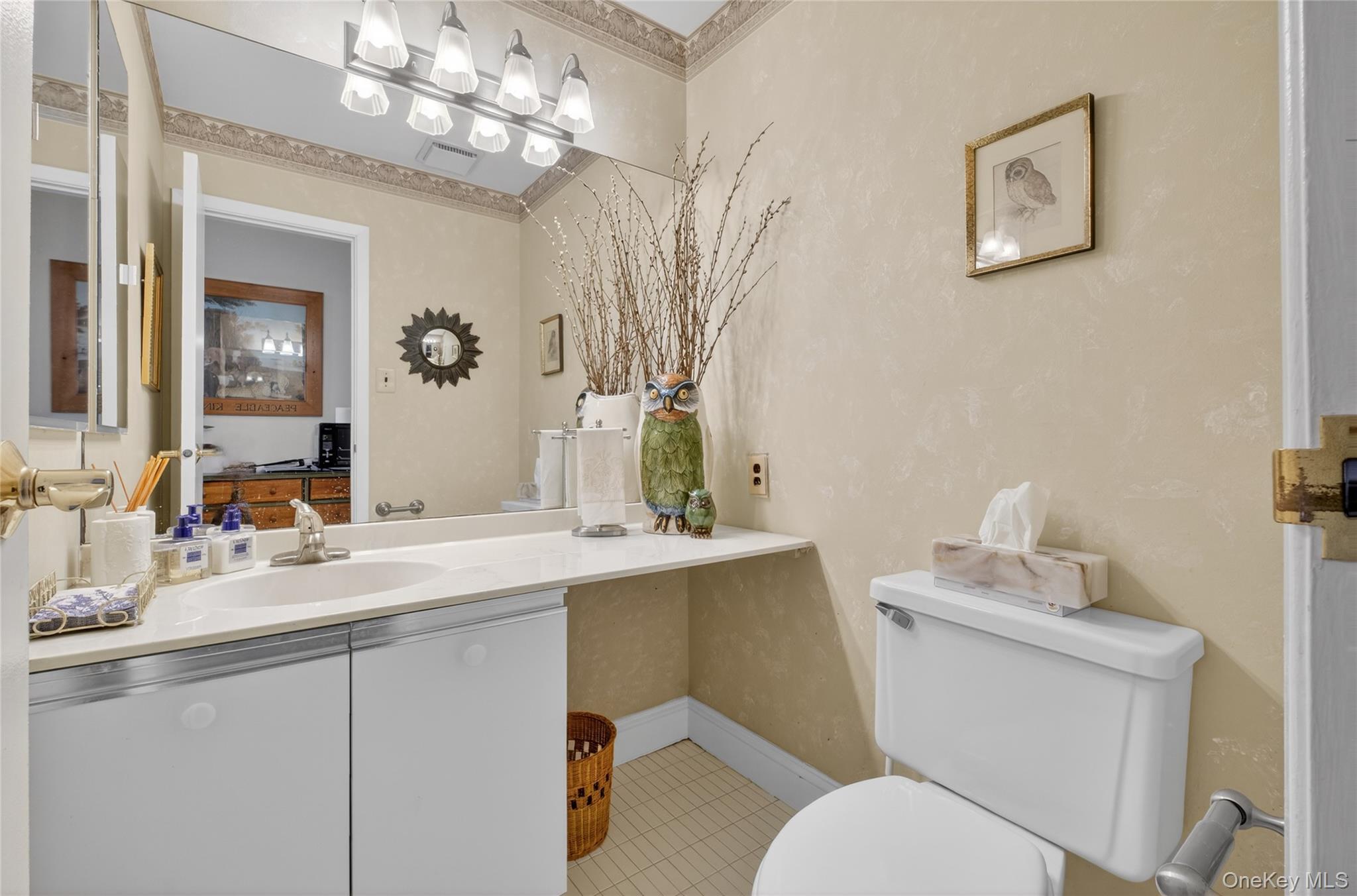 285 Carriage House Drive, Jericho, NY 11753