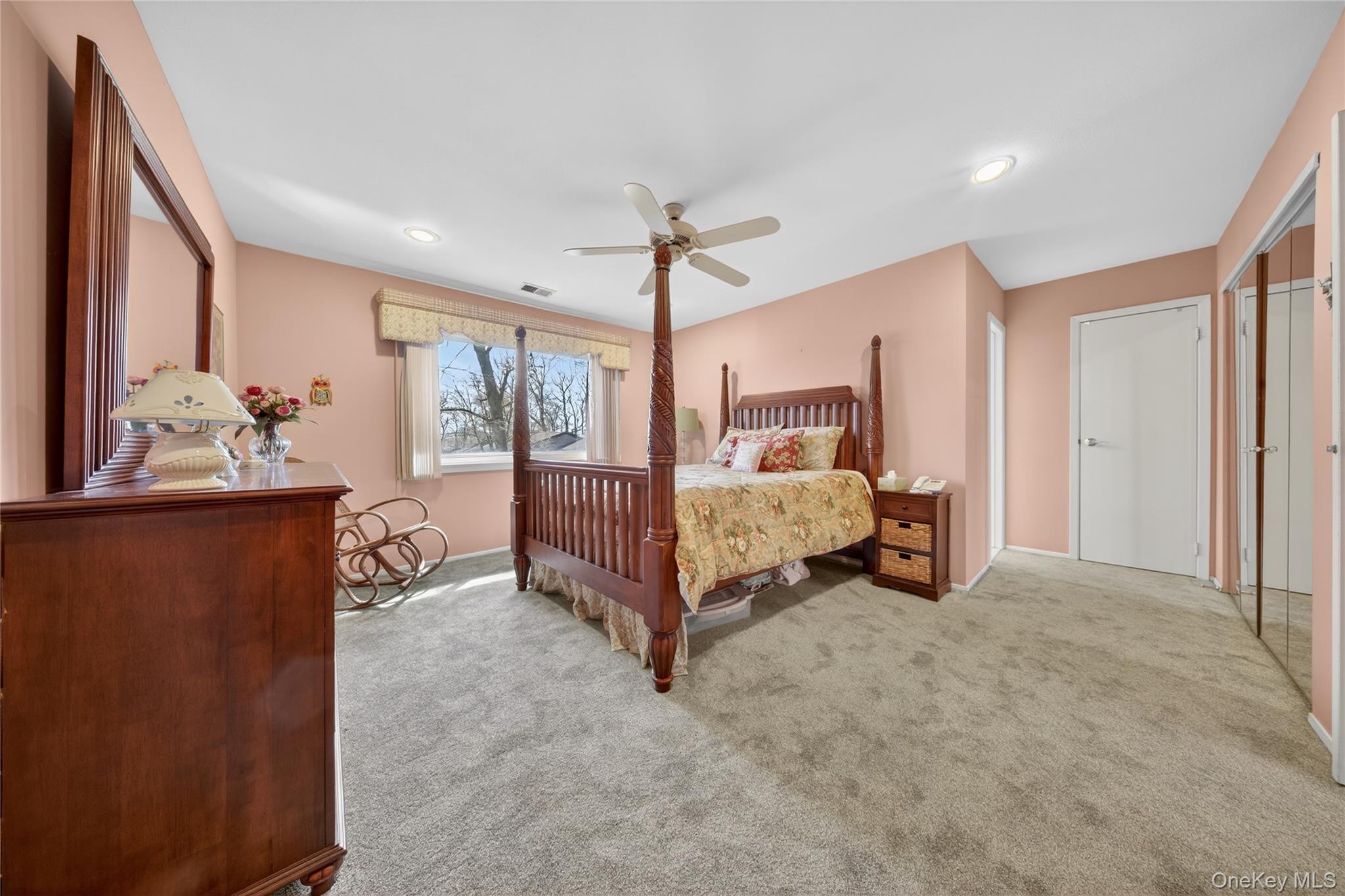 285 Carriage House Drive, Jericho, NY 11753