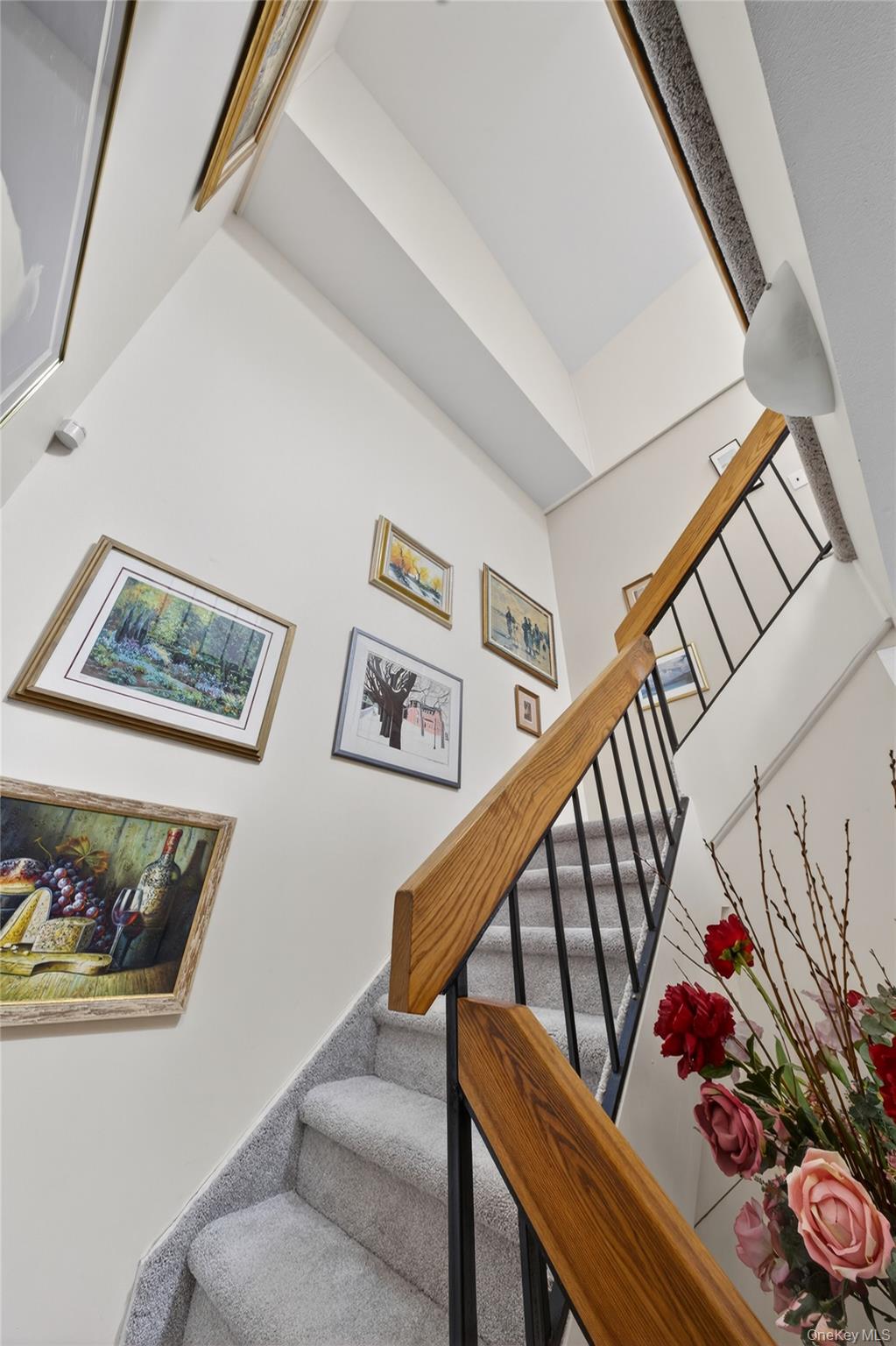 285 Carriage House Drive, Jericho, NY 11753