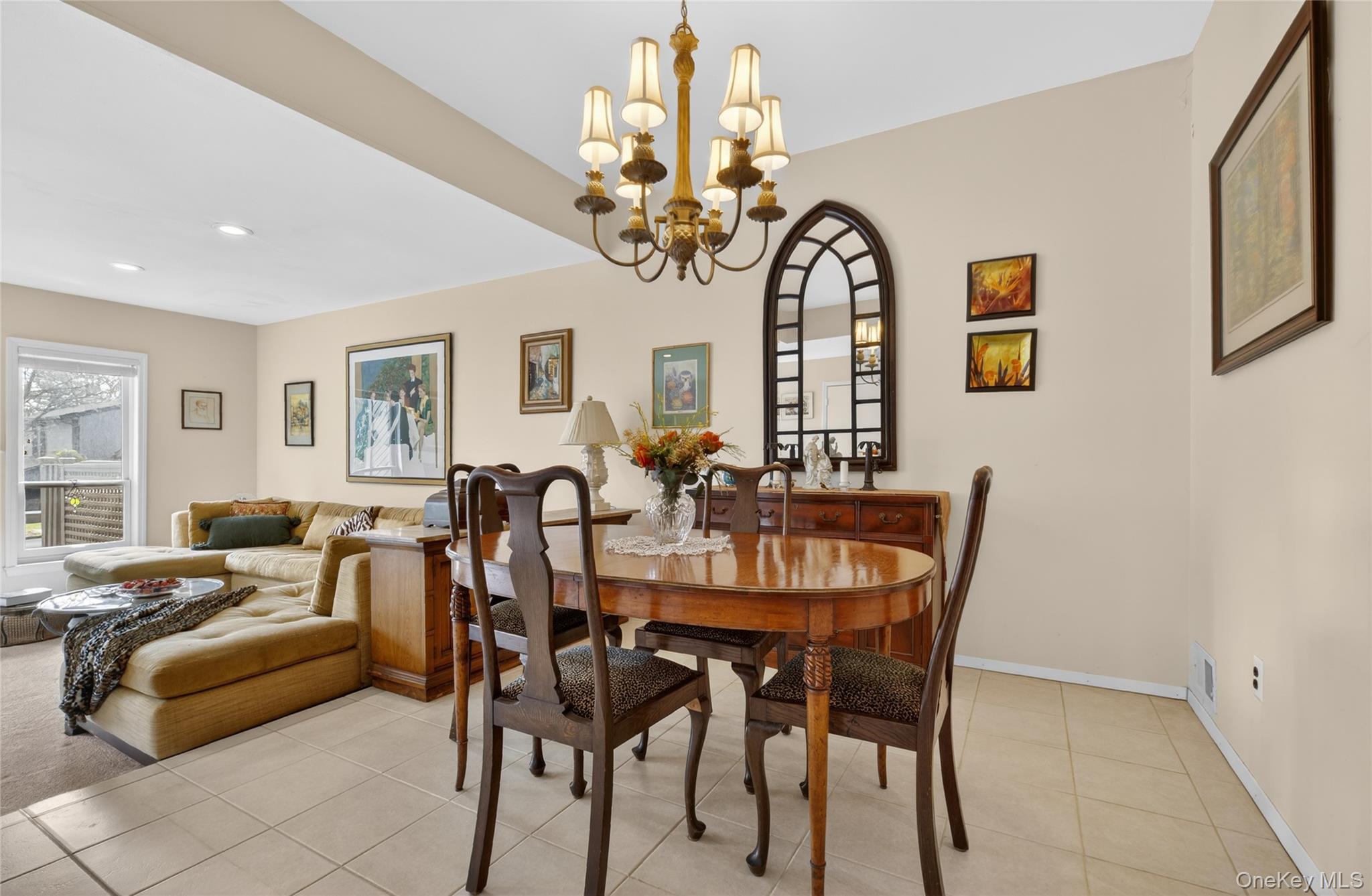 285 Carriage House Drive, Jericho, NY 11753