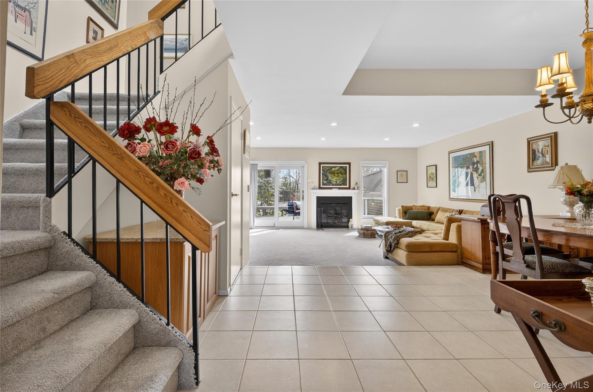 285 Carriage House Drive, Jericho, NY 11753