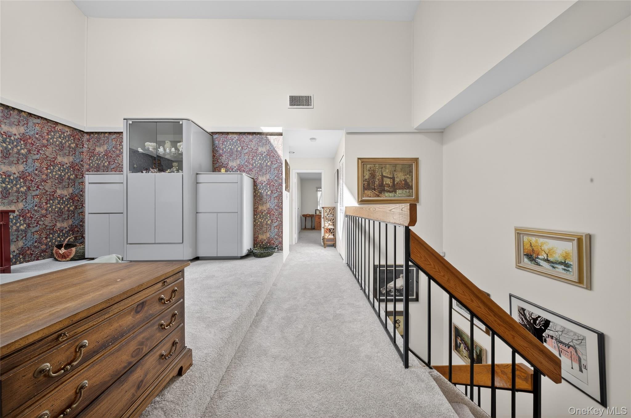 285 Carriage House Drive, Jericho, NY 11753