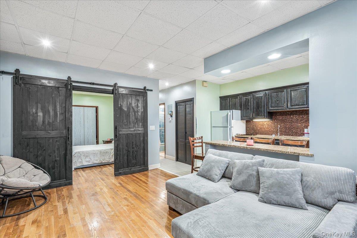 7351 70th Street, Glendale, NY 11385