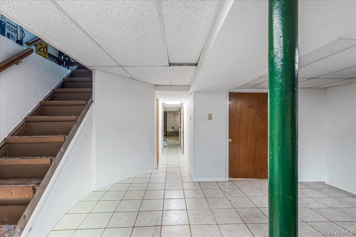 7351 70th Street, Glendale, NY 11385