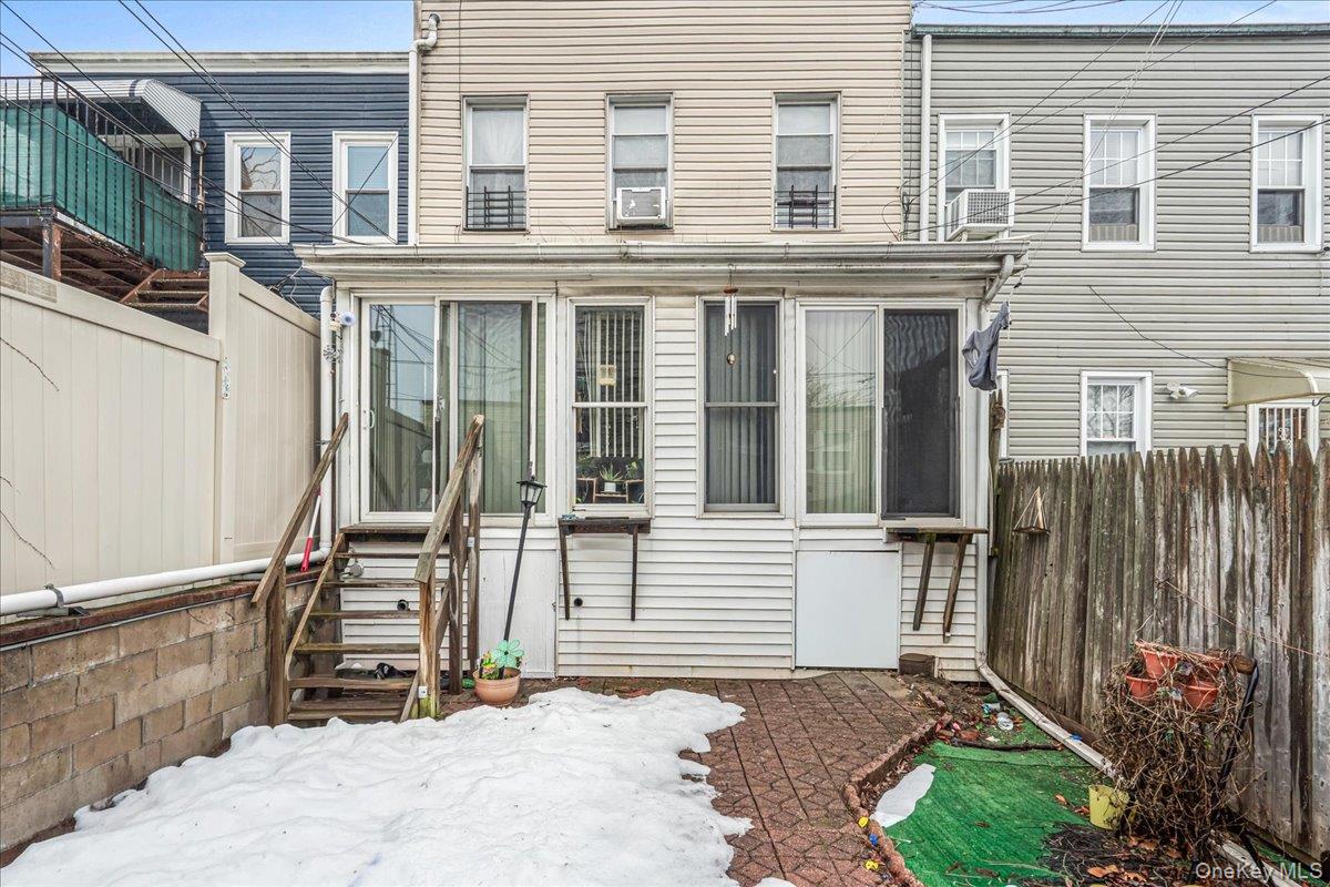 7351 70th Street, Glendale, NY 11385