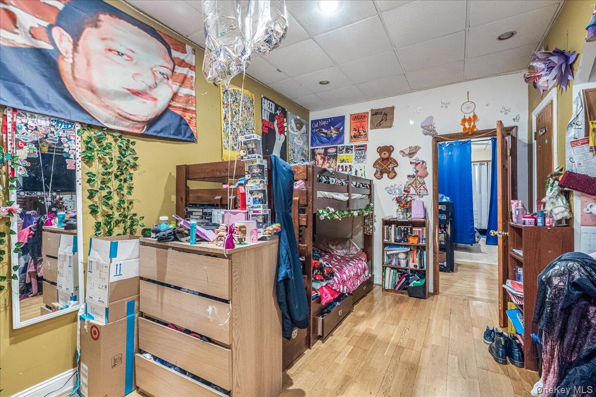 7351 70th Street, Glendale, NY 11385