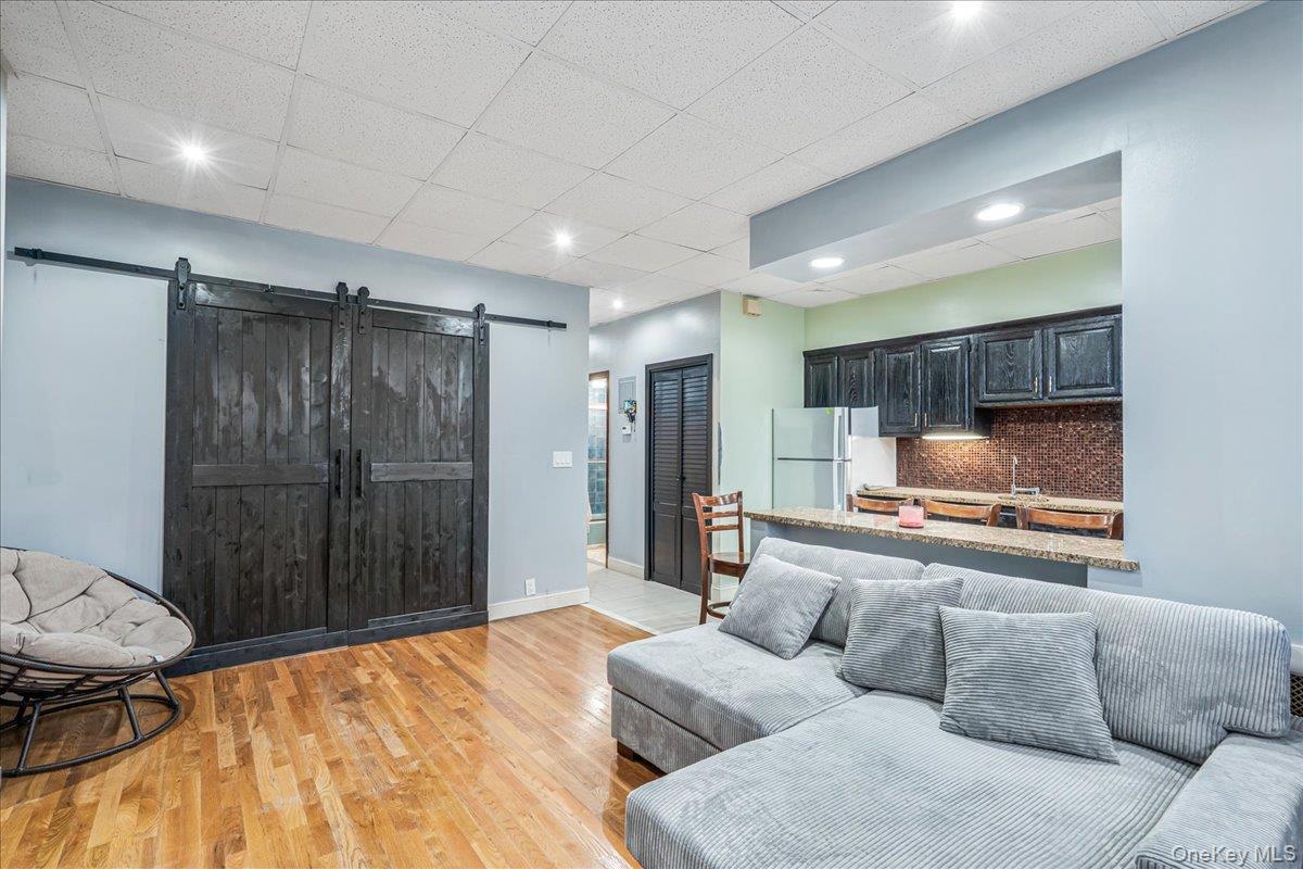 7351 70th Street, Glendale, NY 11385