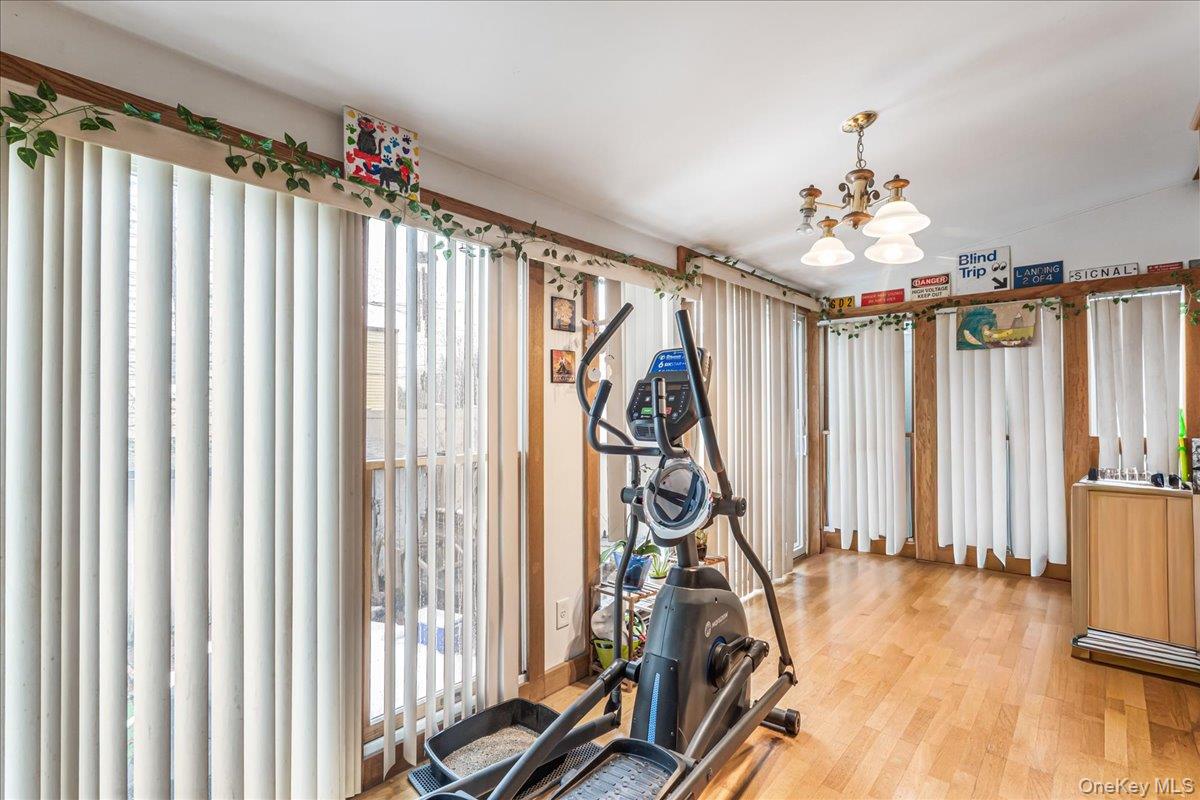 7351 70th Street, Glendale, NY 11385