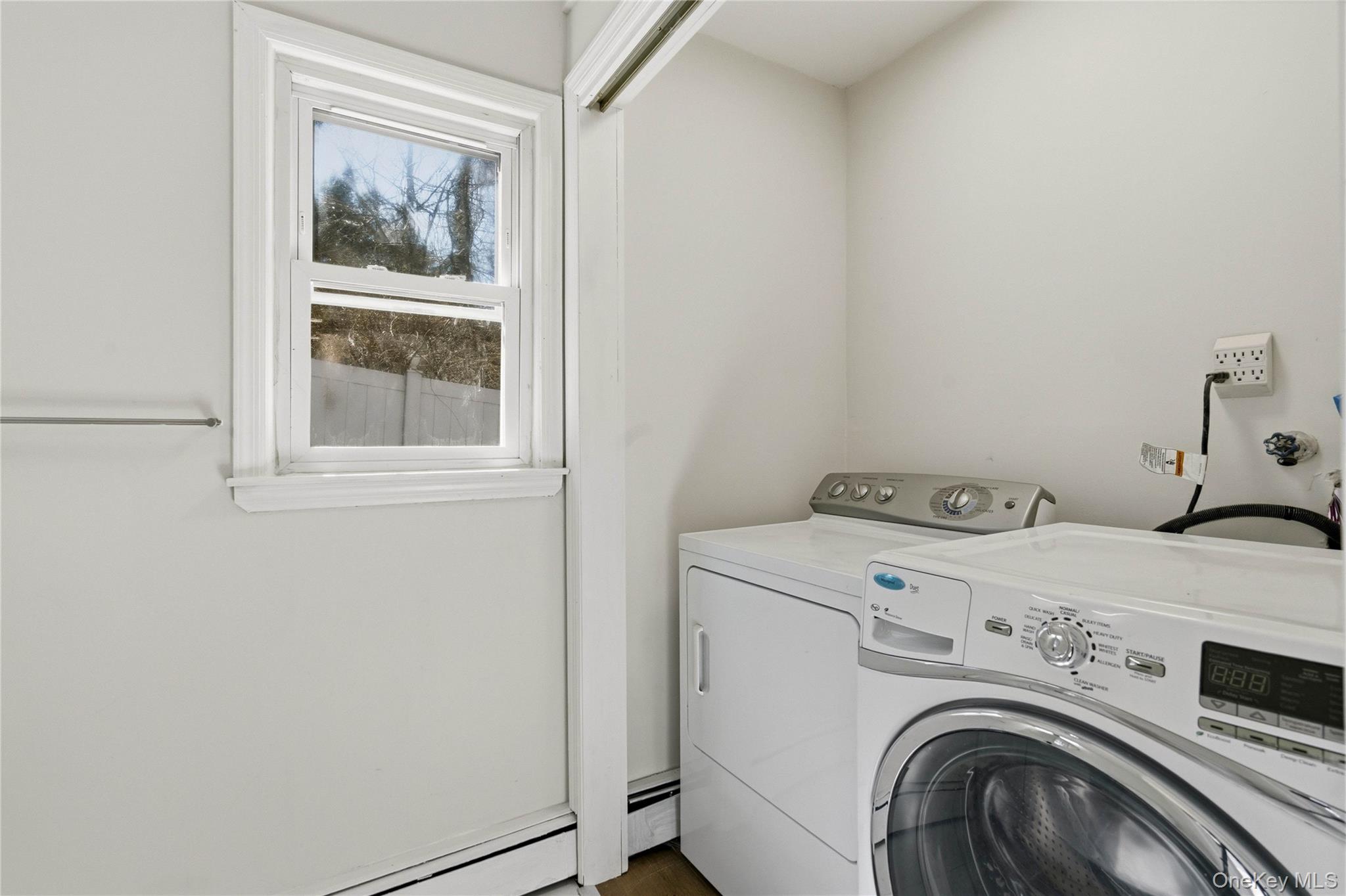 75 Hawthorne Road, Kings Park, NY 11754