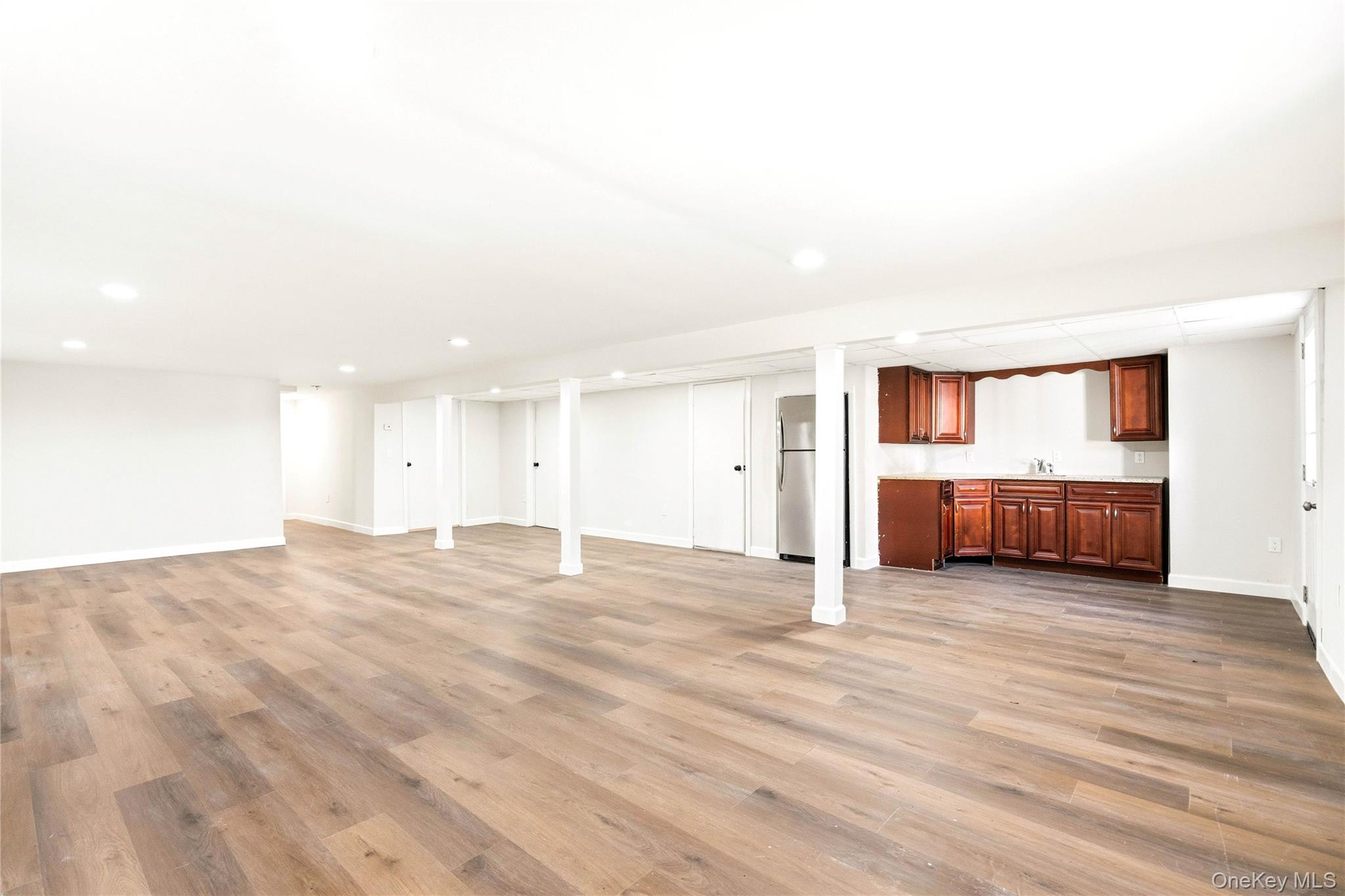 75 Hawthorne Road, Kings Park, NY 11754