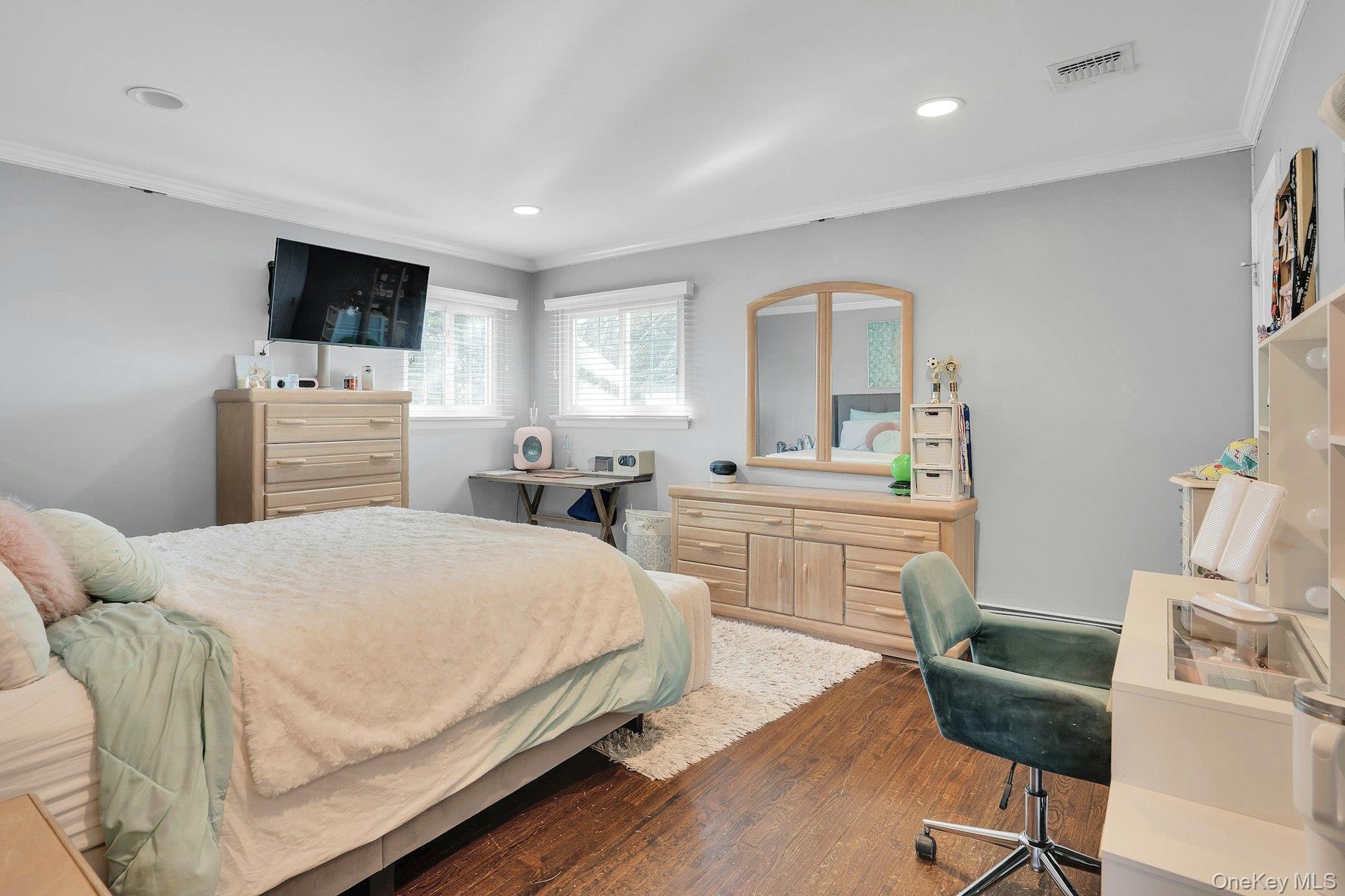 108 Hayrick Lane, Commack, NY 11725