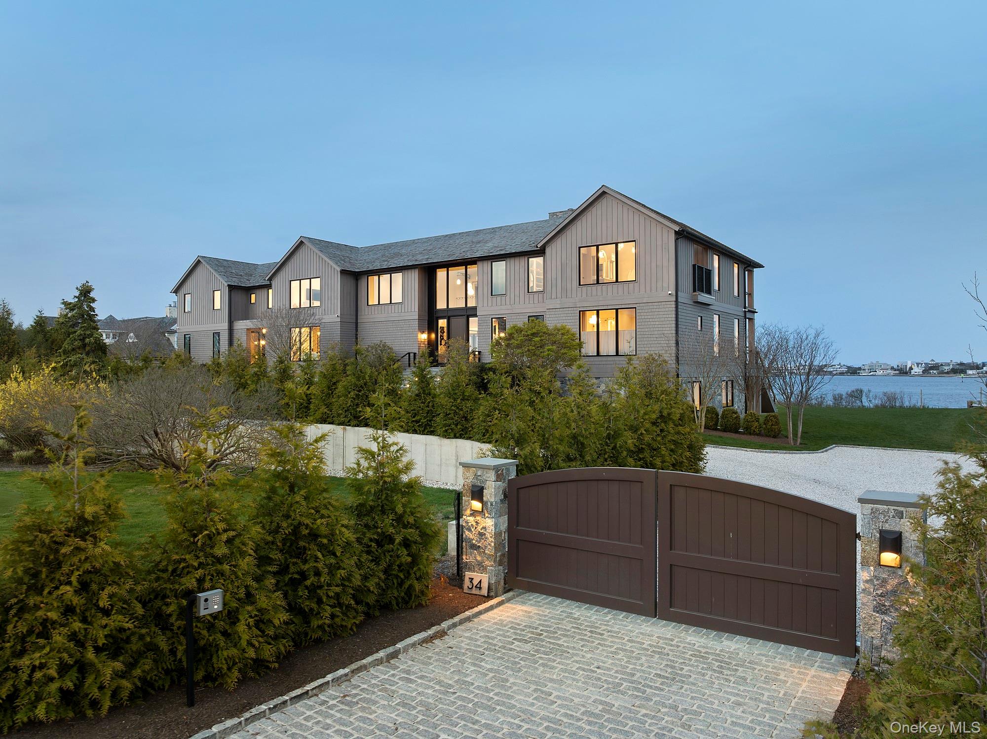 34 Westbridge Road, Westhampton Beach, NY 11978