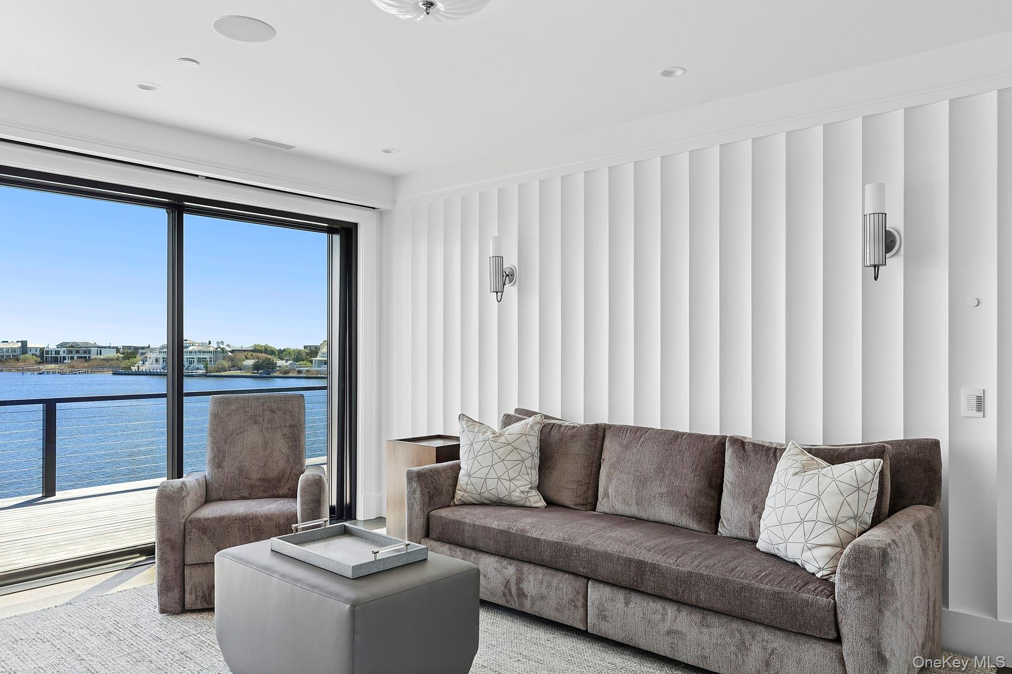 34 Westbridge Road, Westhampton Beach, NY 11978