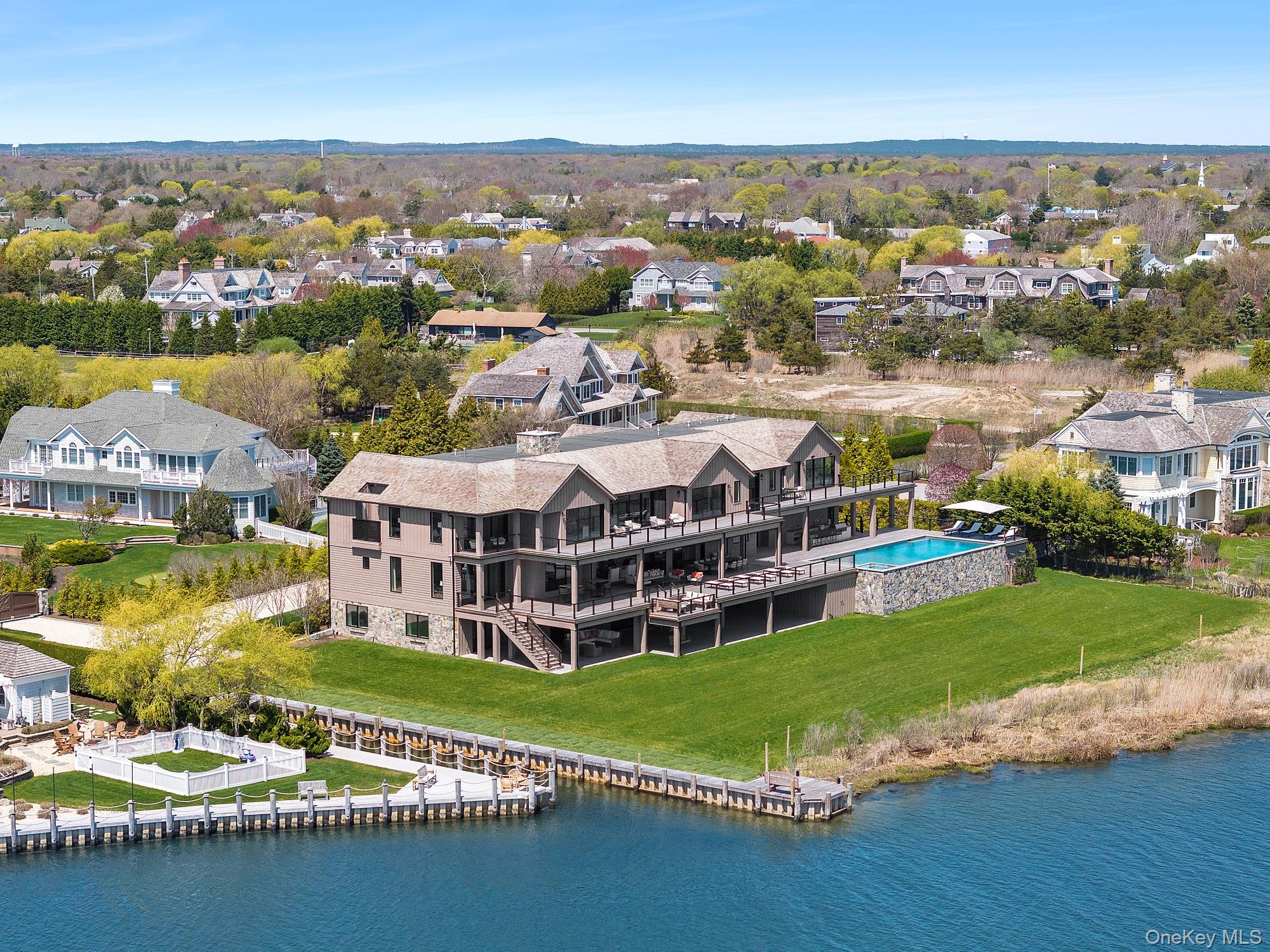 34 Westbridge Road, Westhampton Beach, NY 11978