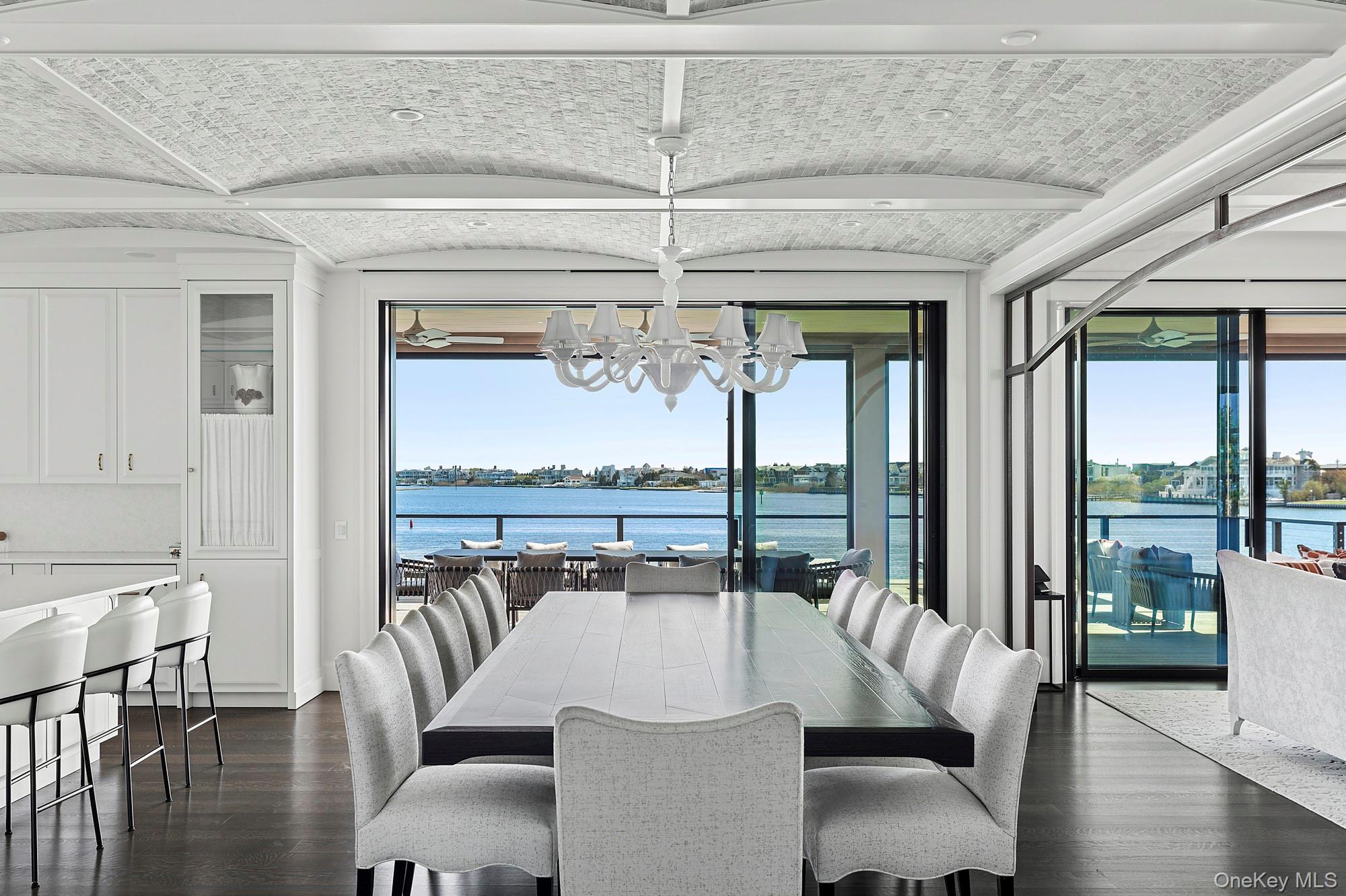 34 Westbridge Road, Westhampton Beach, NY 11978