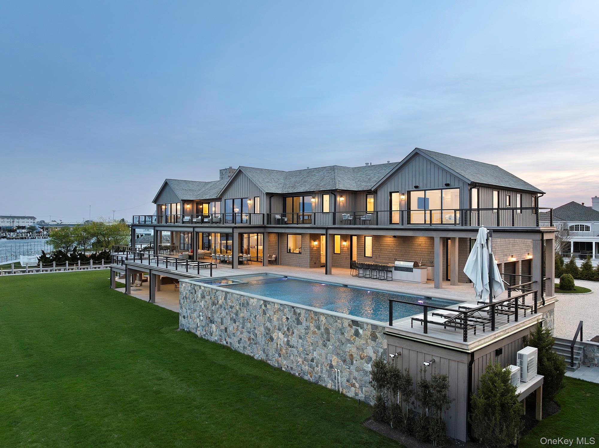 34 Westbridge Road, Westhampton Beach, NY 11978