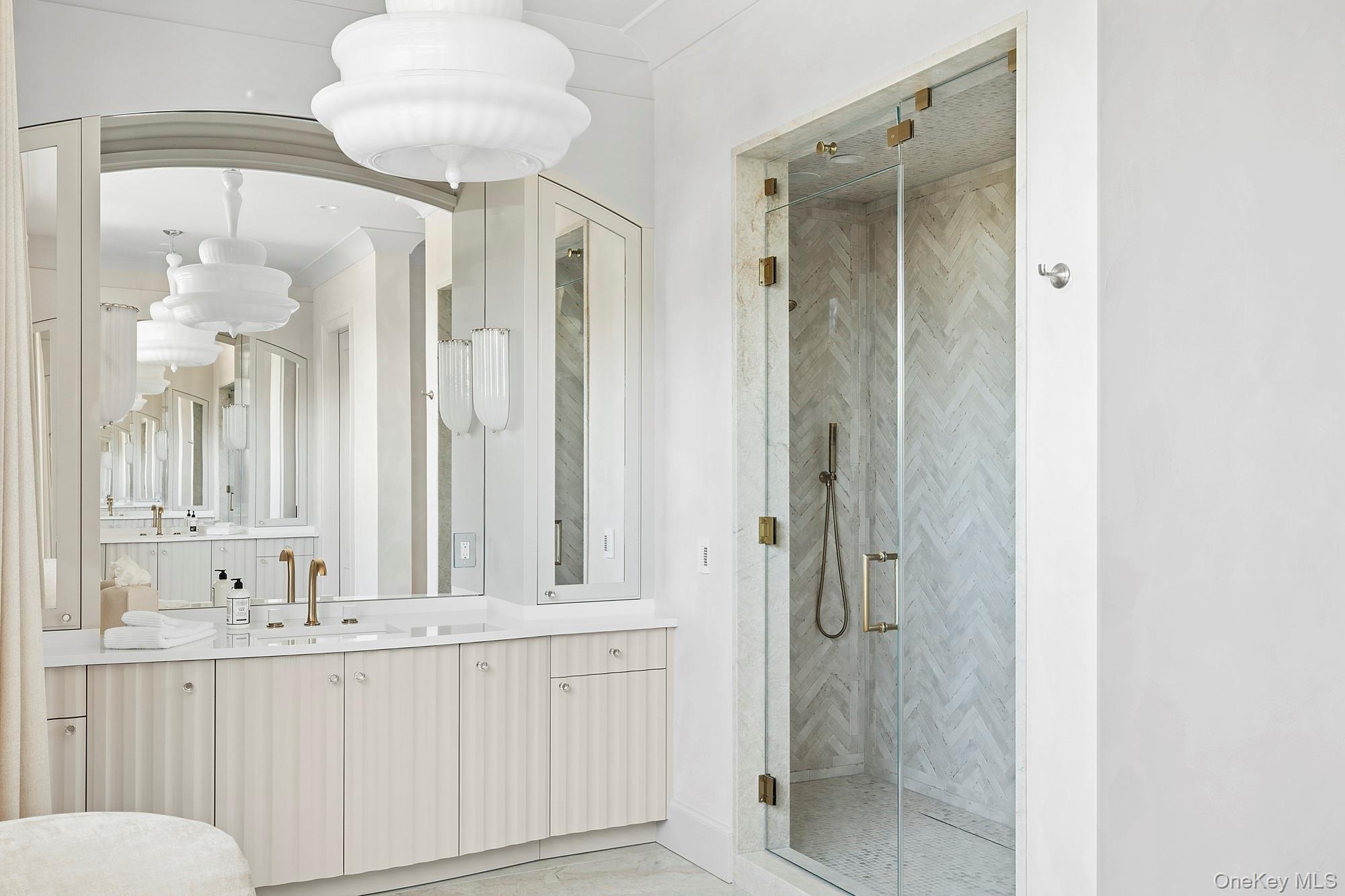 34 Westbridge Road, Westhampton Beach, NY 11978