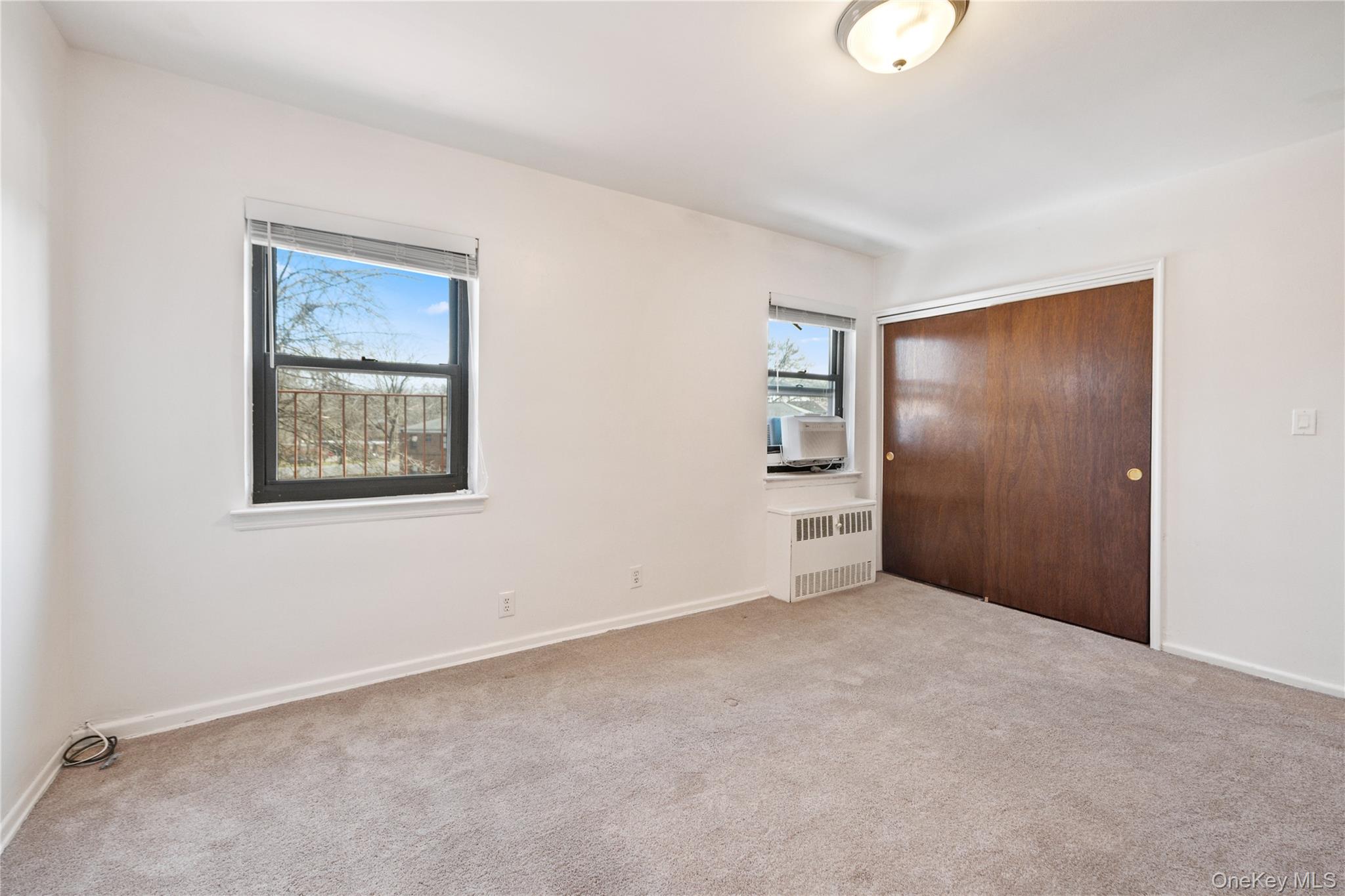 8 Lawrence Drive # C, White Plains, NY 10603