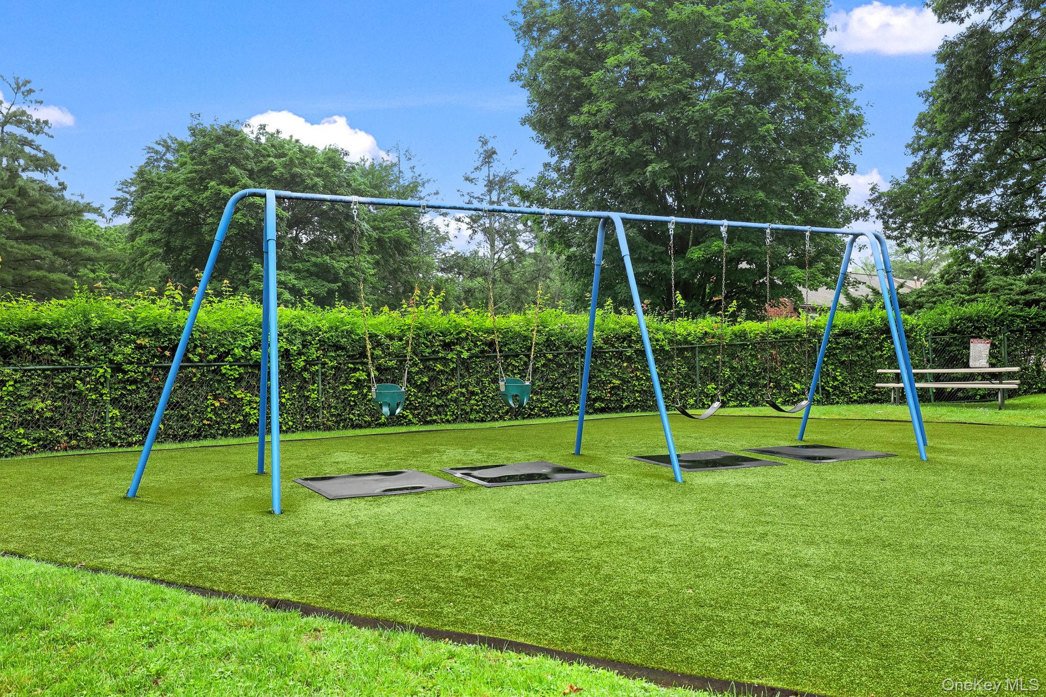 9 Fieldstone Drive # 118, Hartsdale, NY 10530