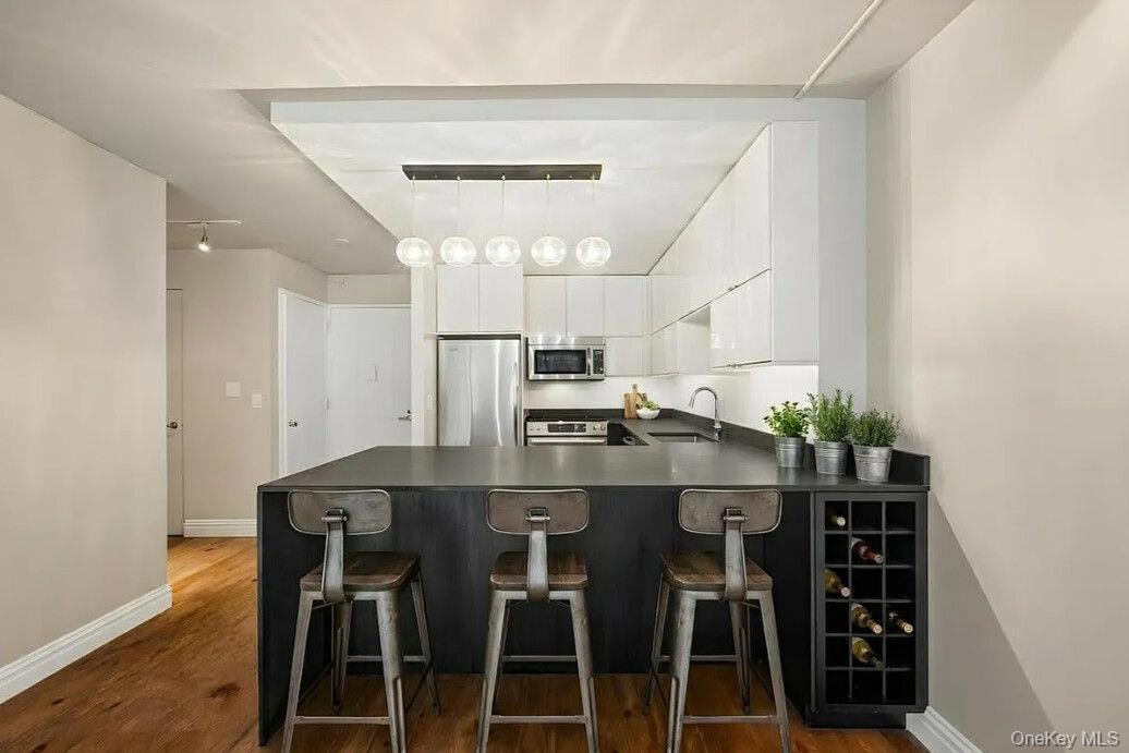 2 END Avenue # 2F, New York (Manhattan), NY 10280