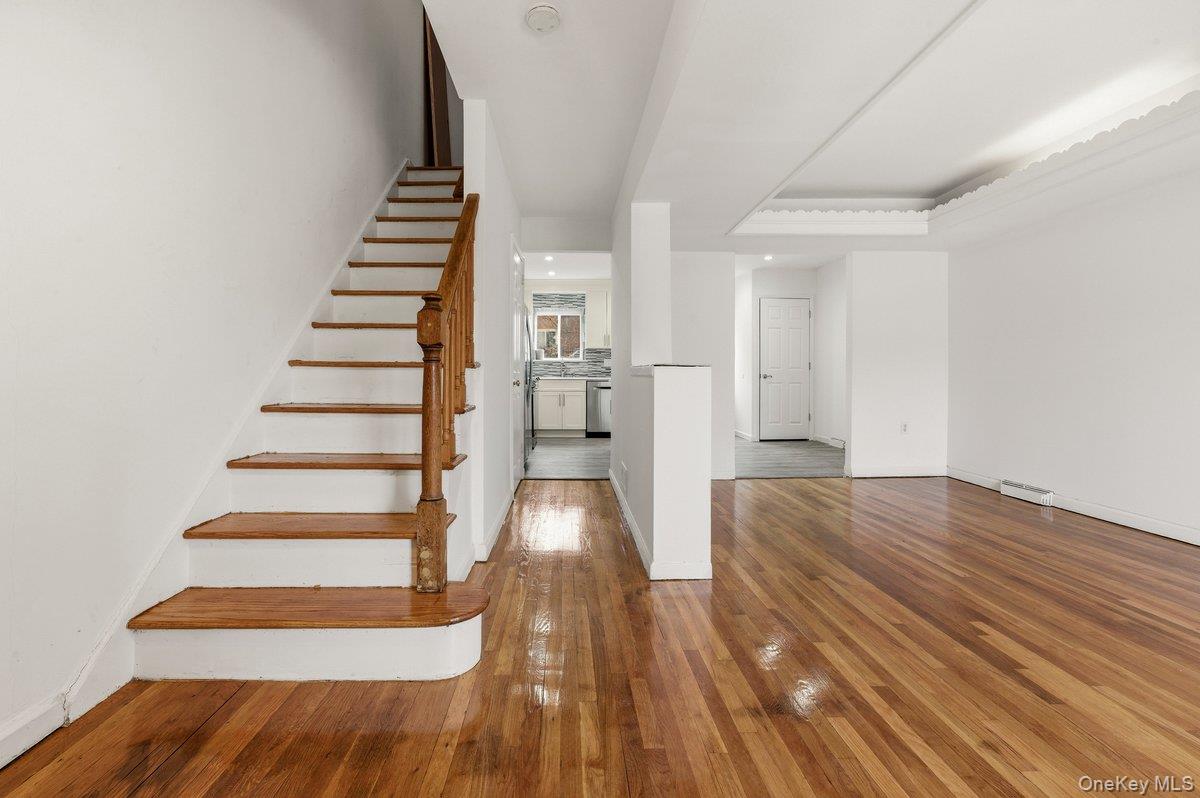 220 Calhoun Avenue, Bronx, NY 10465