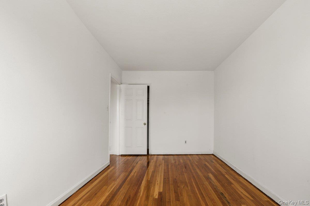 220 Calhoun Avenue, Bronx, NY 10465