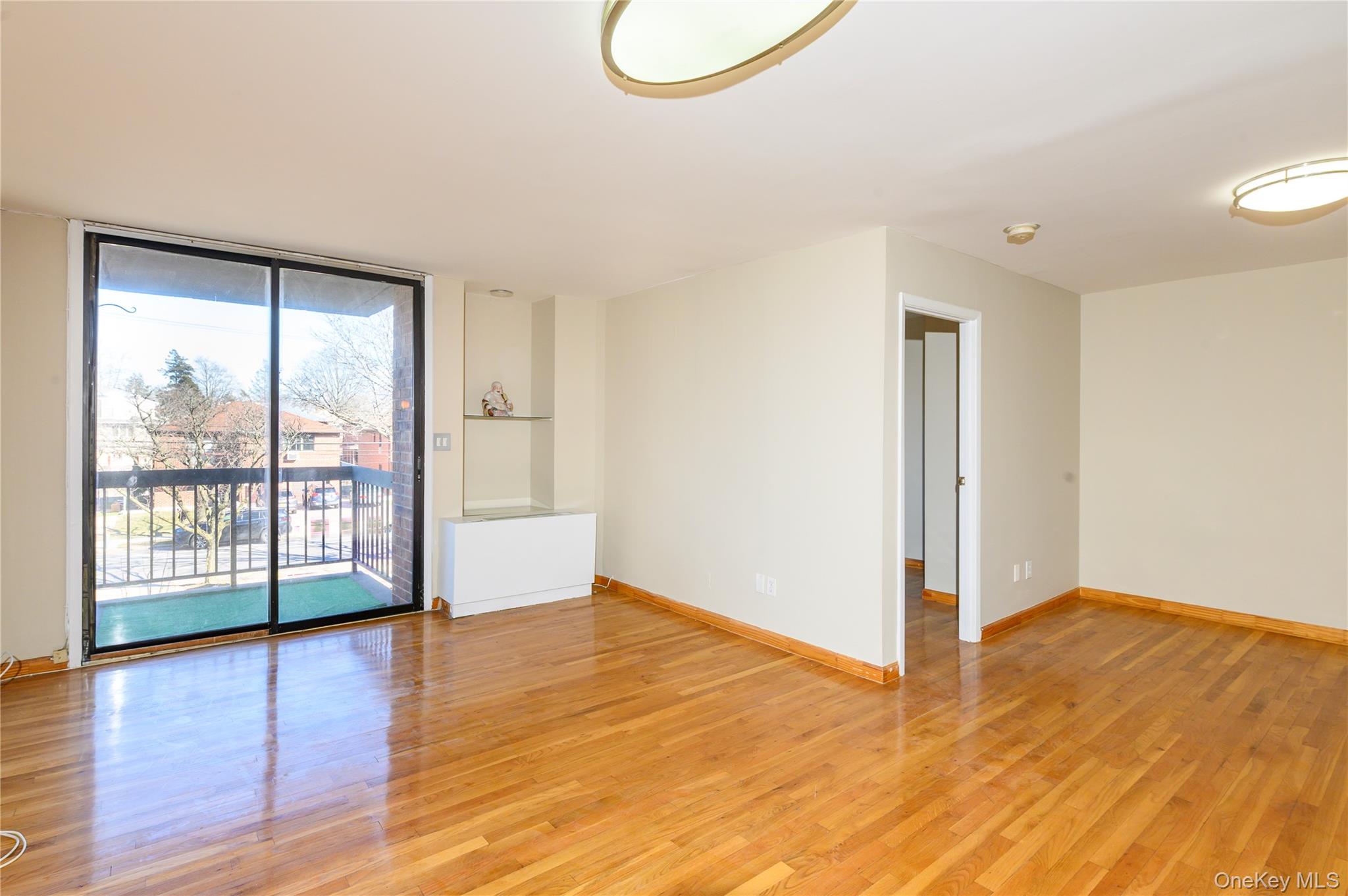 7124 164th Street # 2FL, Fresh Meadows, NY 11365