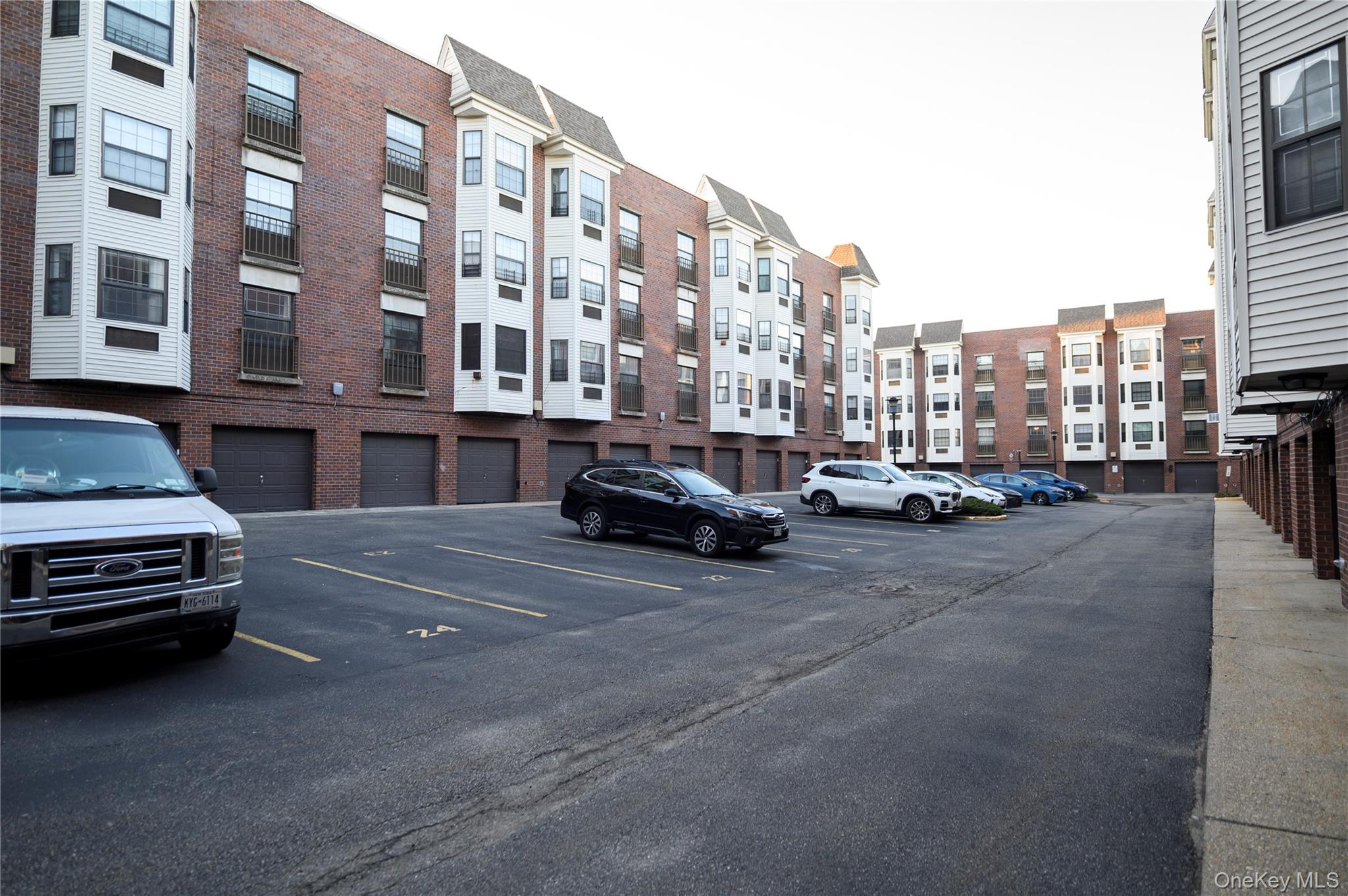 7124 164th Street # 2FL, Fresh Meadows, NY 11365