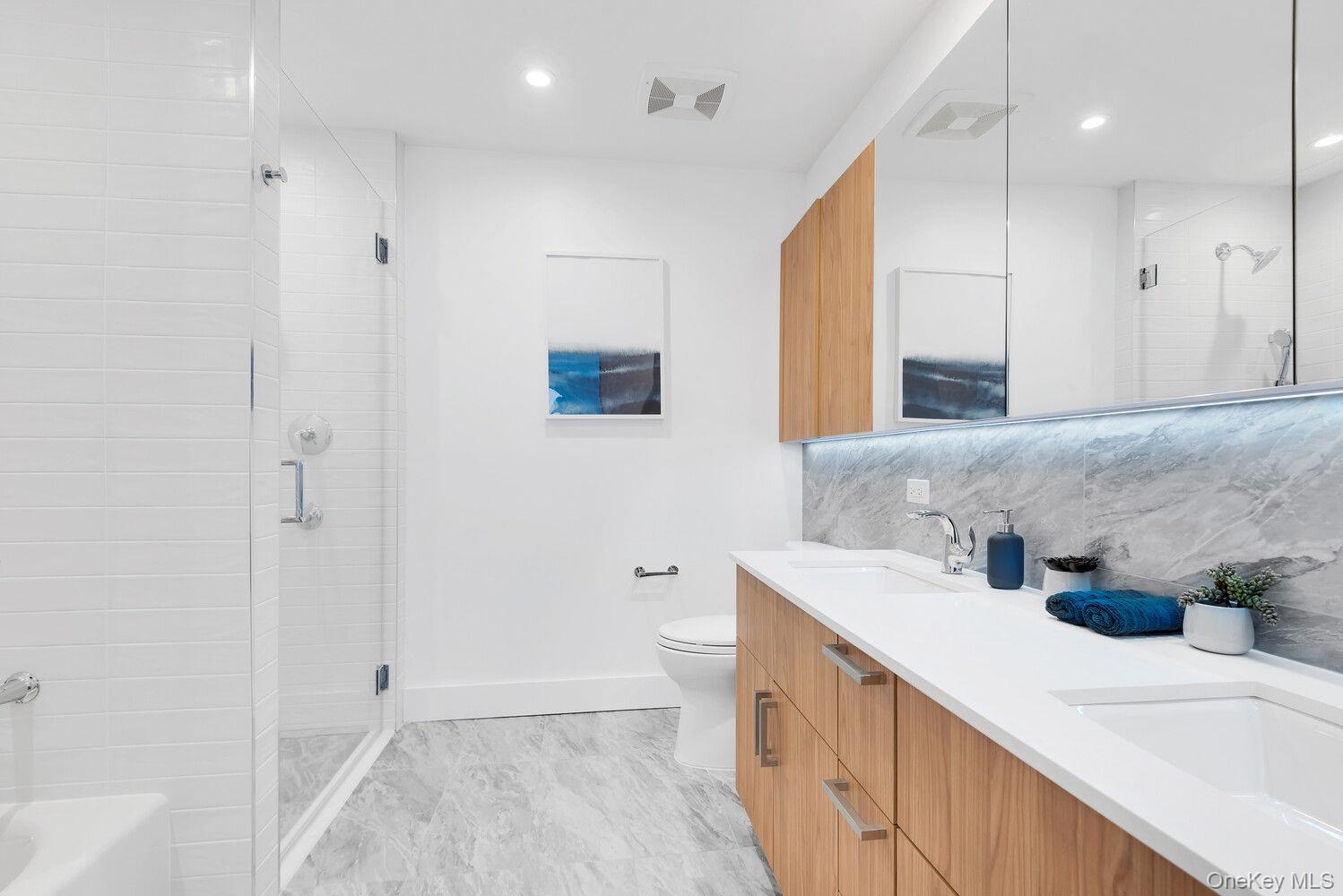 133 BEACH 116TH Street # PHF, Queens, NY 11694