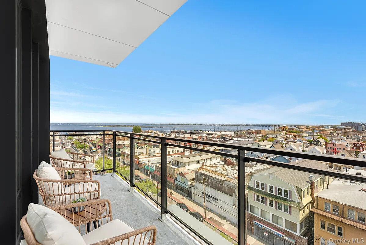 133 BEACH 116TH Street # PHF, Queens, NY 11694