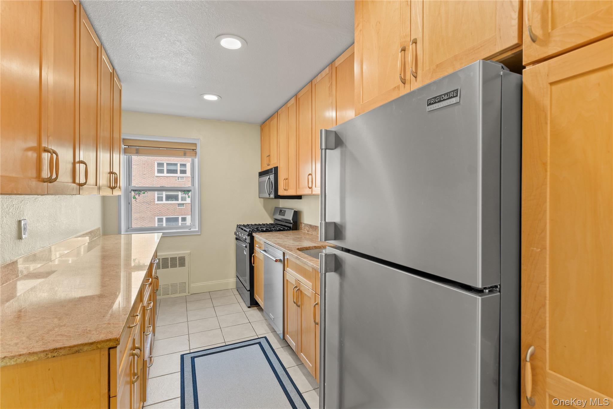 750 Shore Road # 2G, Long Beach, NY 11561