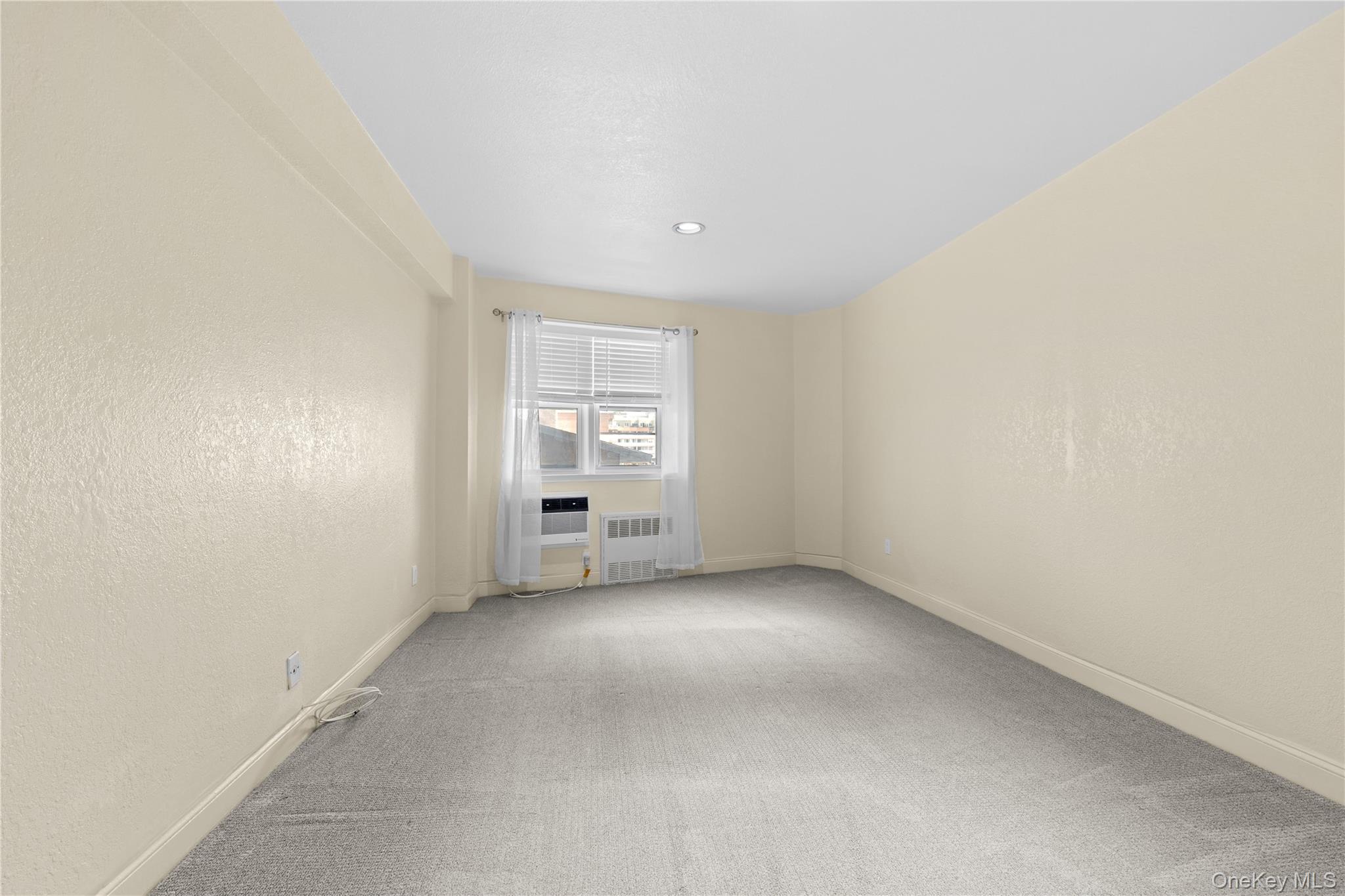 750 Shore Road # 2G, Long Beach, NY 11561