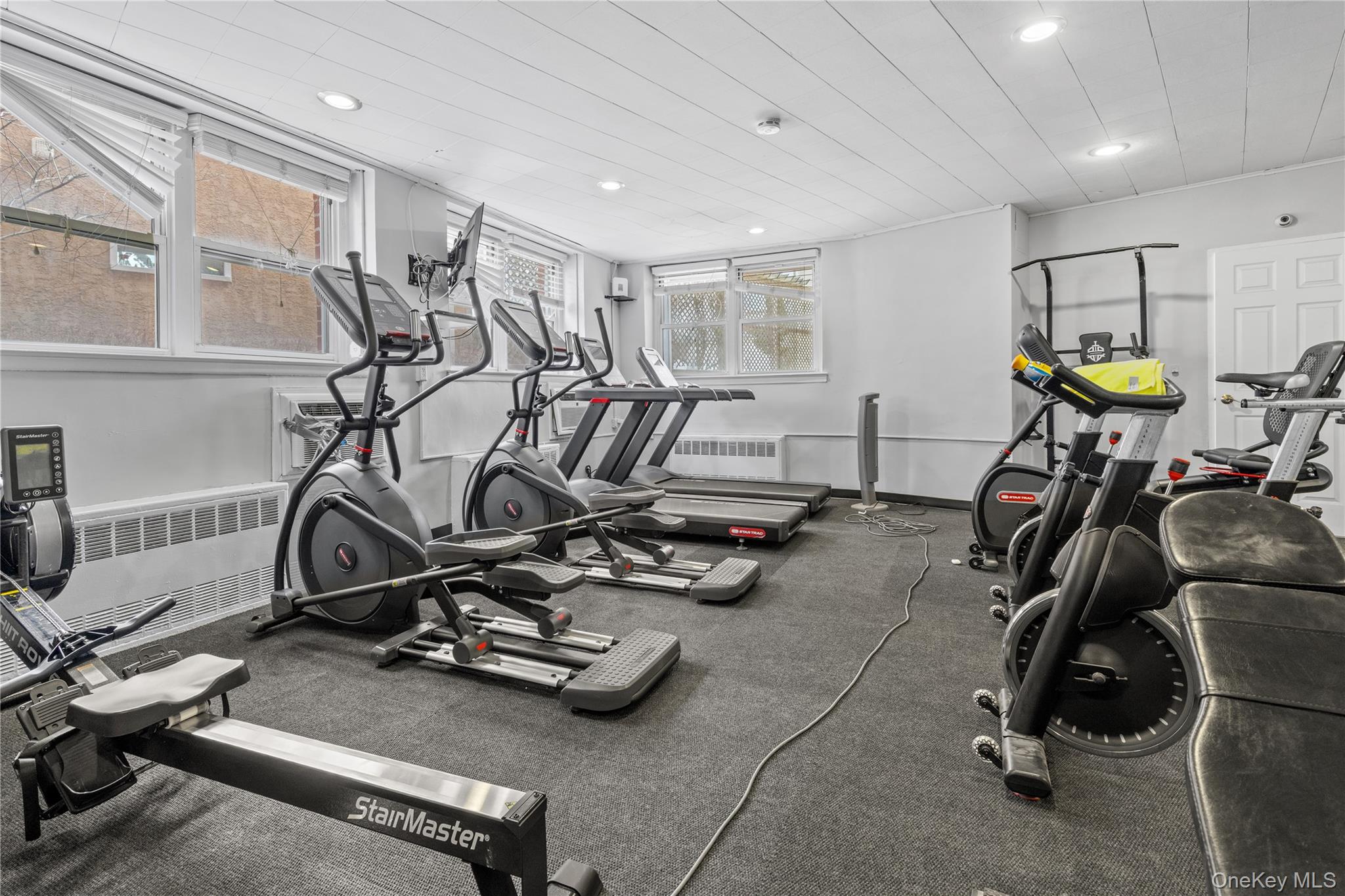 750 Shore Road # 2G, Long Beach, NY 11561