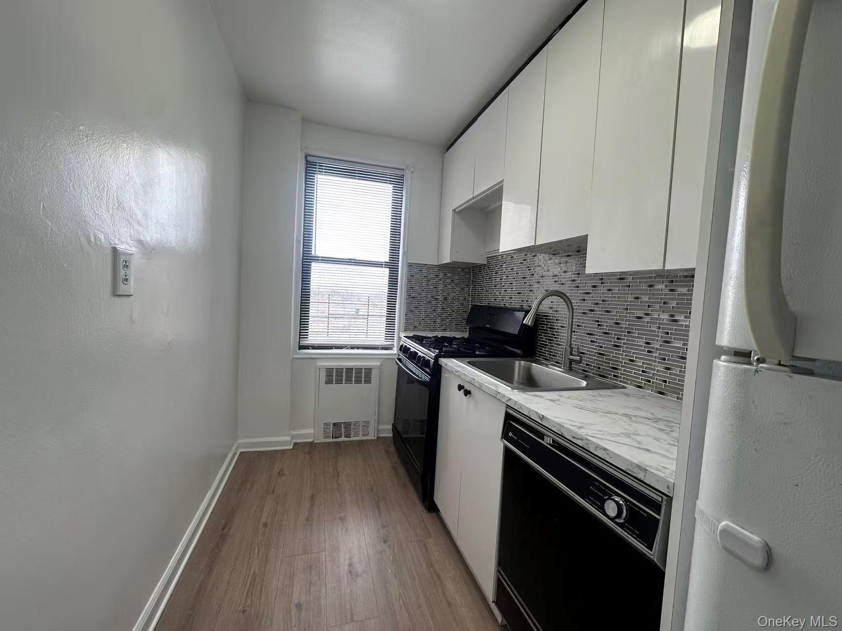 150-11 72nd Road # 6F, Flushing, NY 11367