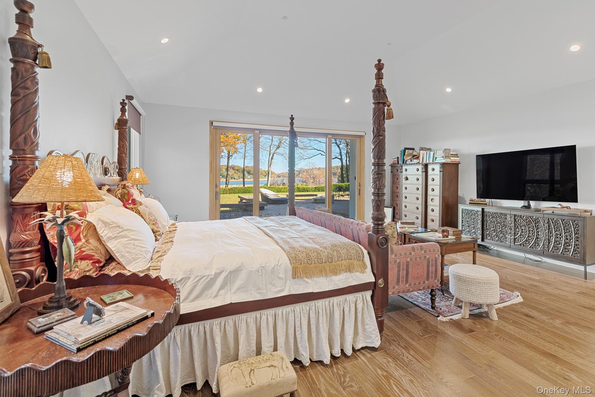 8 Mill Pond Lane, Lattingtown, NY 11560