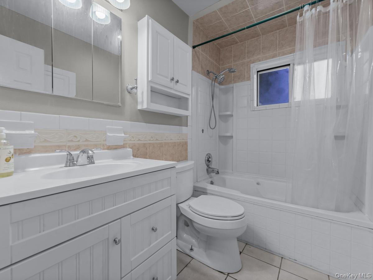 1255 Udall Road, Bay Shore, NY 11706