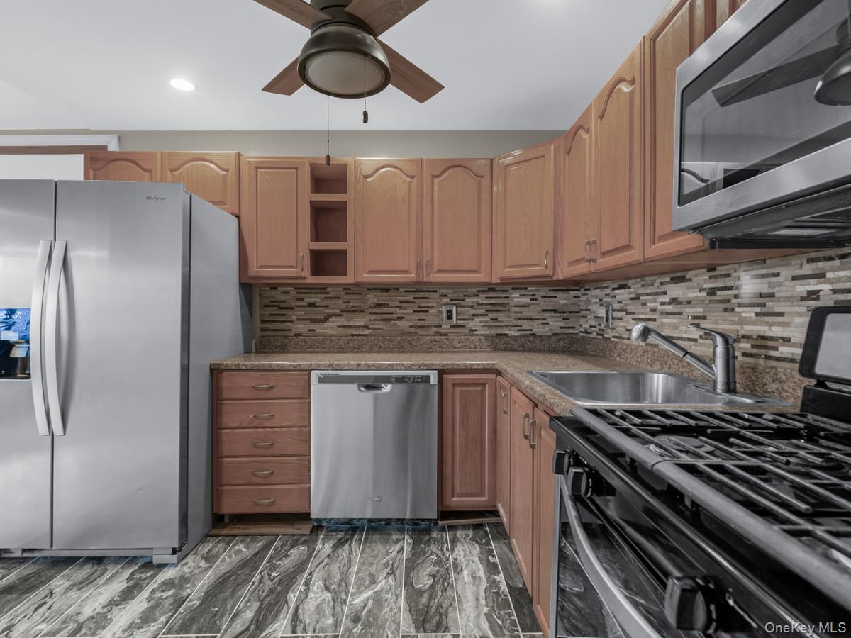 1255 Udall Road, Bay Shore, NY 11706