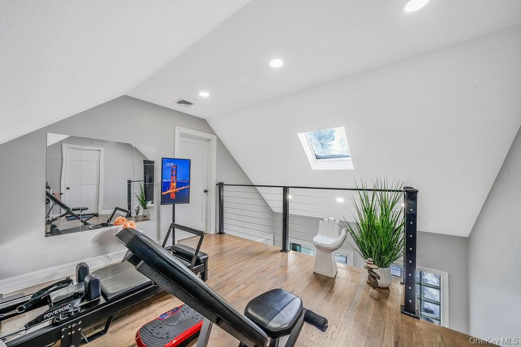 68 Fort Salonga Road, Northport, NY 11768