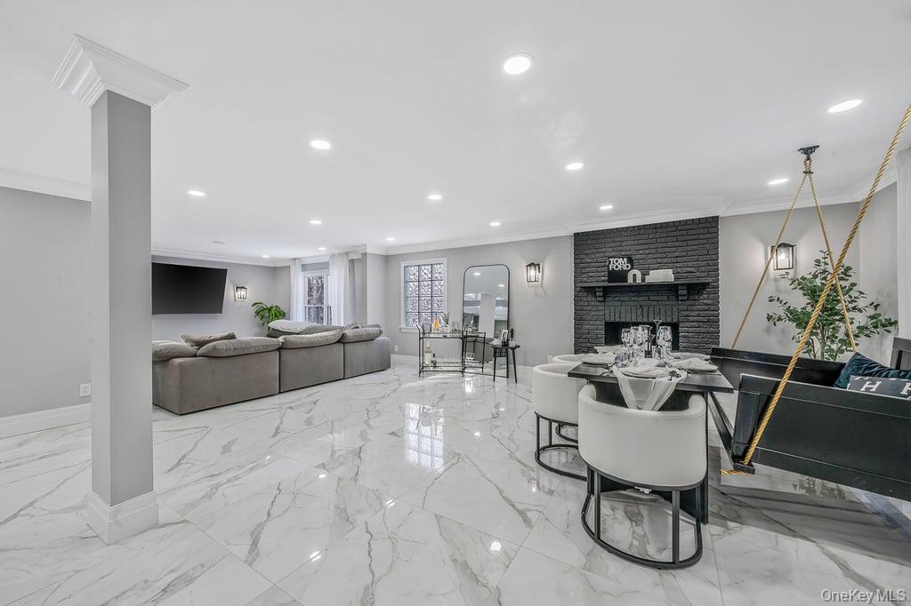 68 Fort Salonga Road, Northport, NY 11768