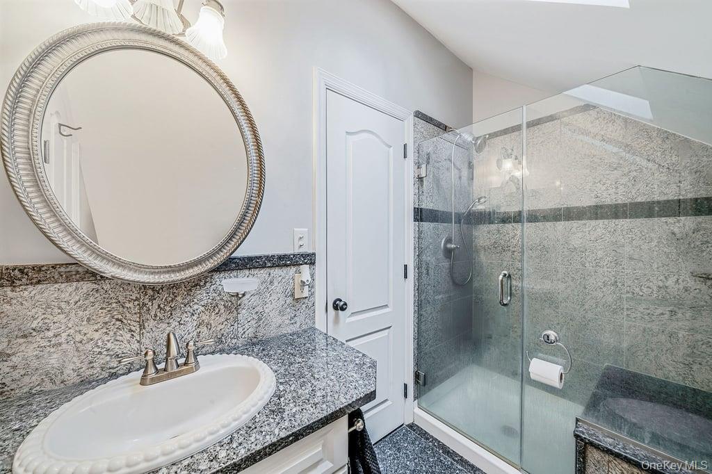 68 Fort Salonga Road, Northport, NY 11768