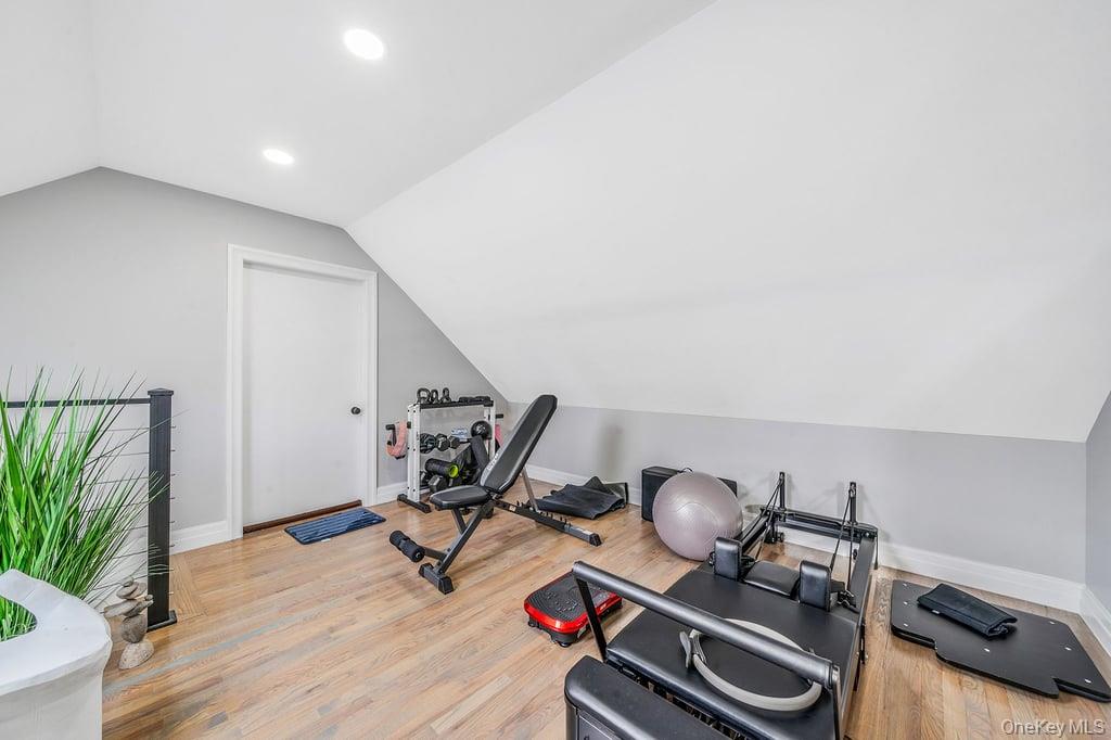 68 Fort Salonga Road, Northport, NY 11768