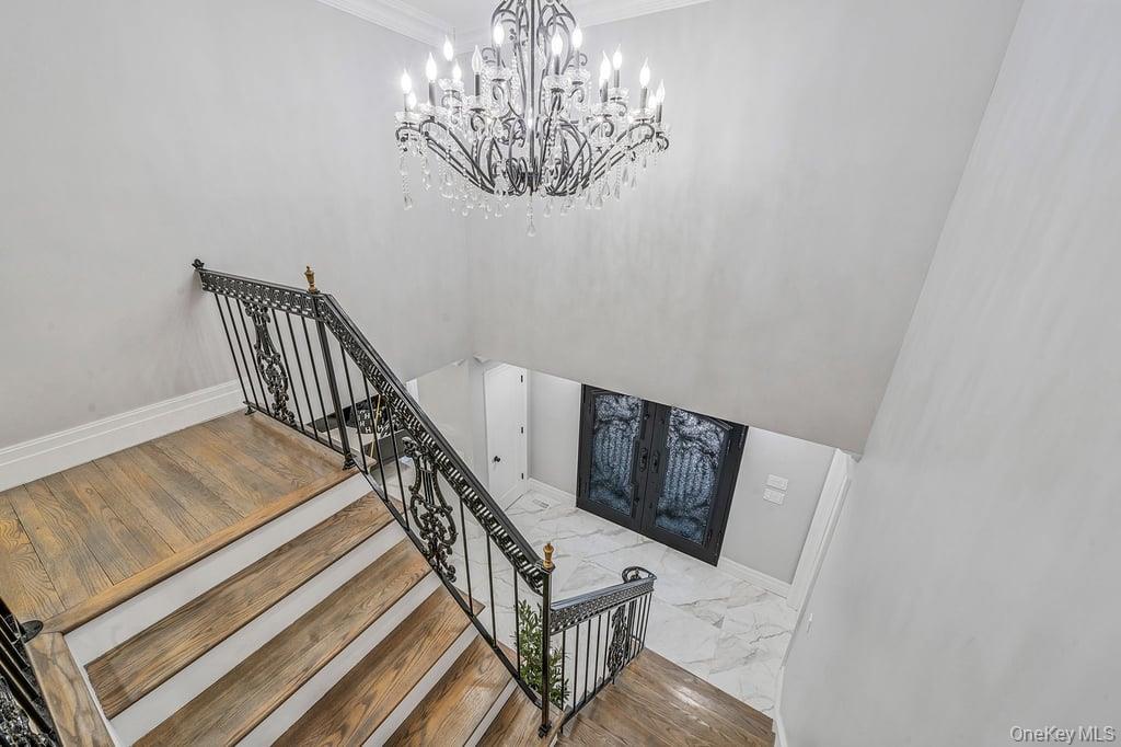 68 Fort Salonga Road, Northport, NY 11768