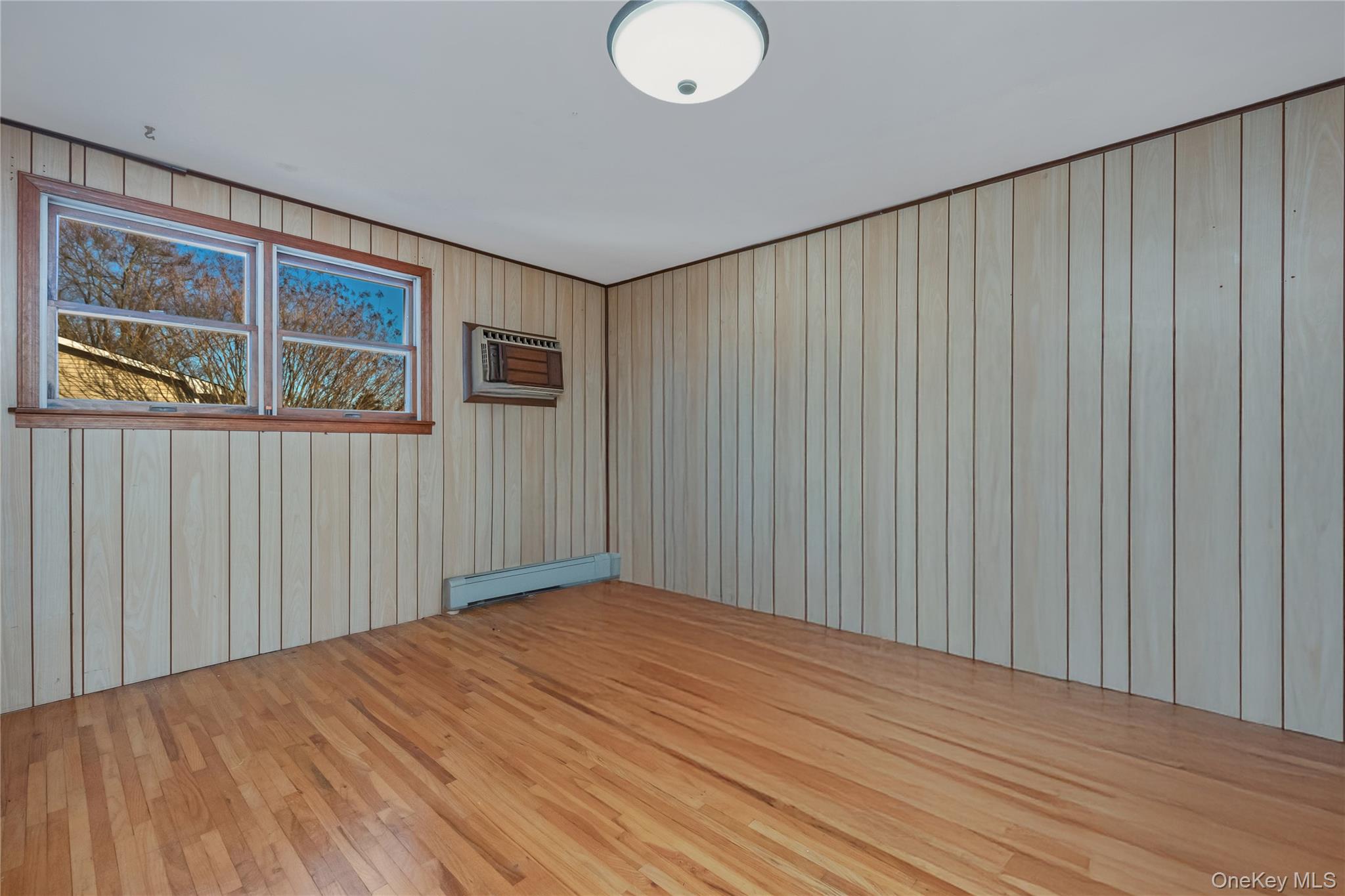 25 Windham Lane, Ronkonkoma, NY 11779