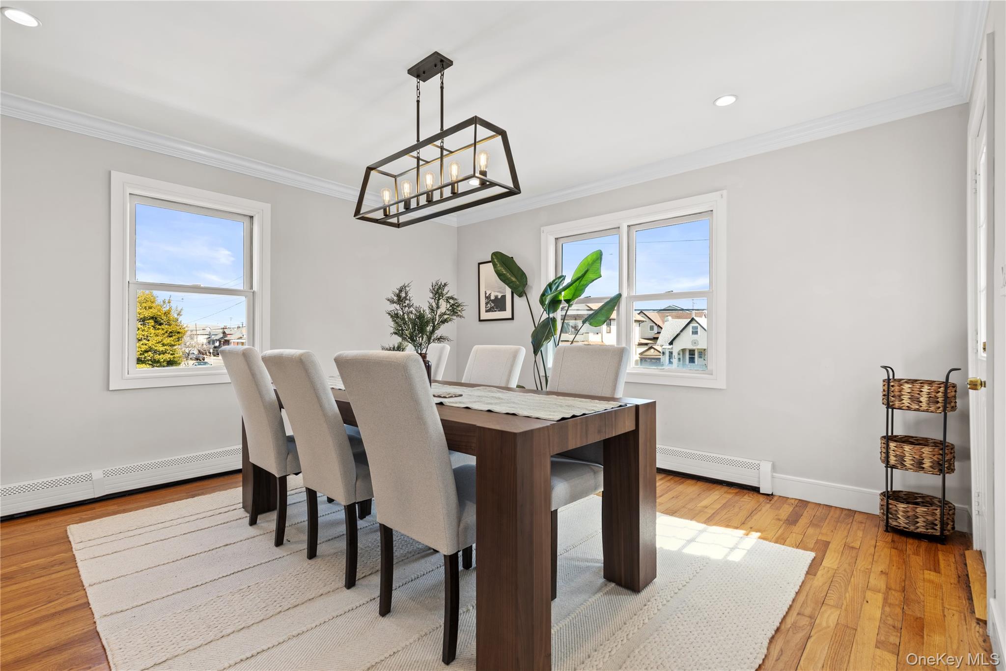 175 Roosevelt Boulevard # Upper, Long Beach, NY 11561